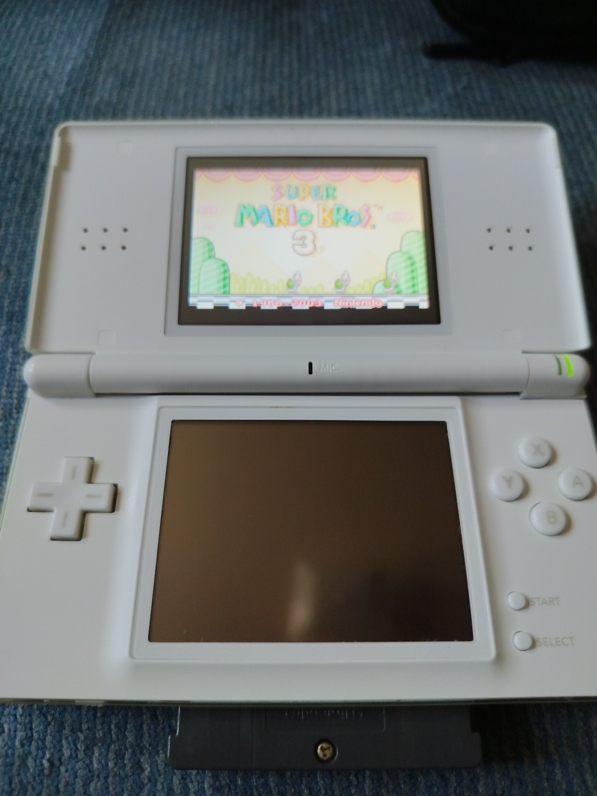 Nintendo DS Lite Handheld Console- Polar White