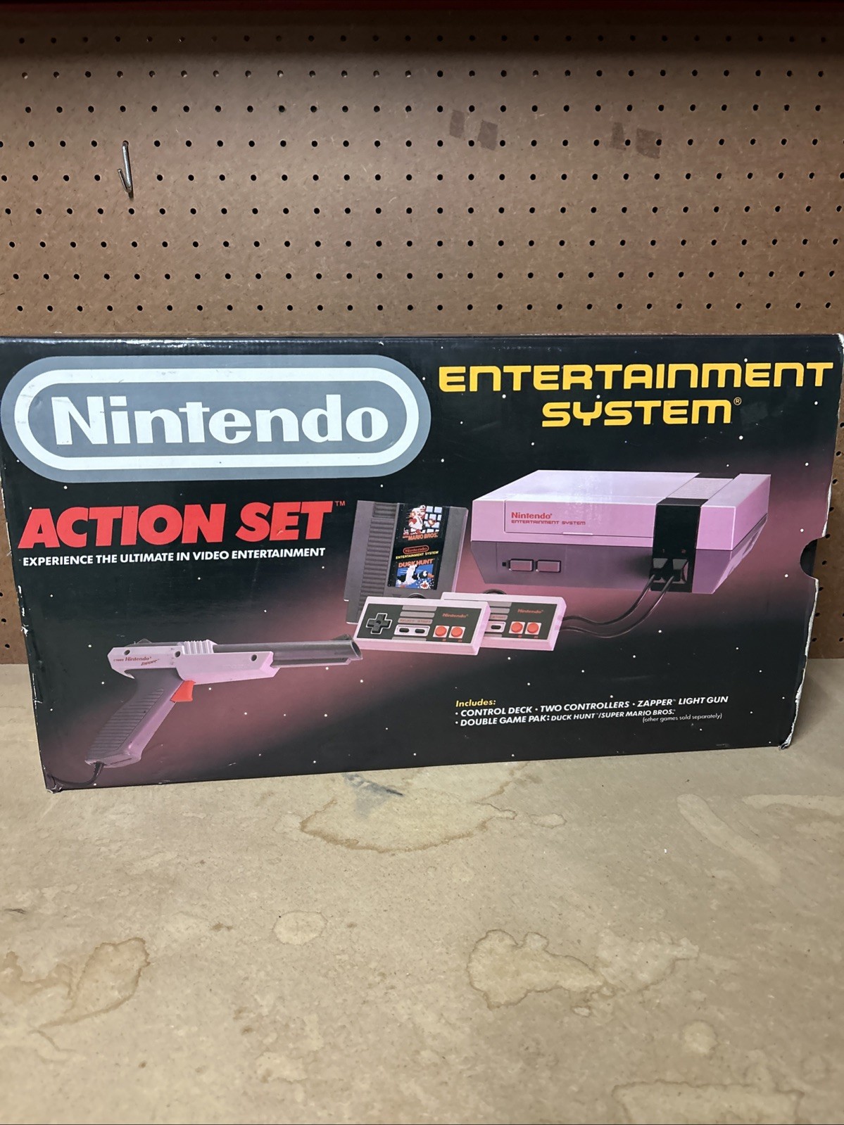 RARE Nintendo NES Action Set ConsoleNES-001 CIB With Boxed Punch Out!
