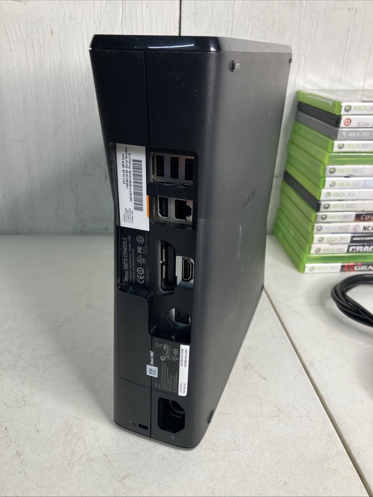 Xbox 360 S Slim Bundle 1439 Console 250GB 15 Games GTA 4 NARUTO OBLIVION GEARS