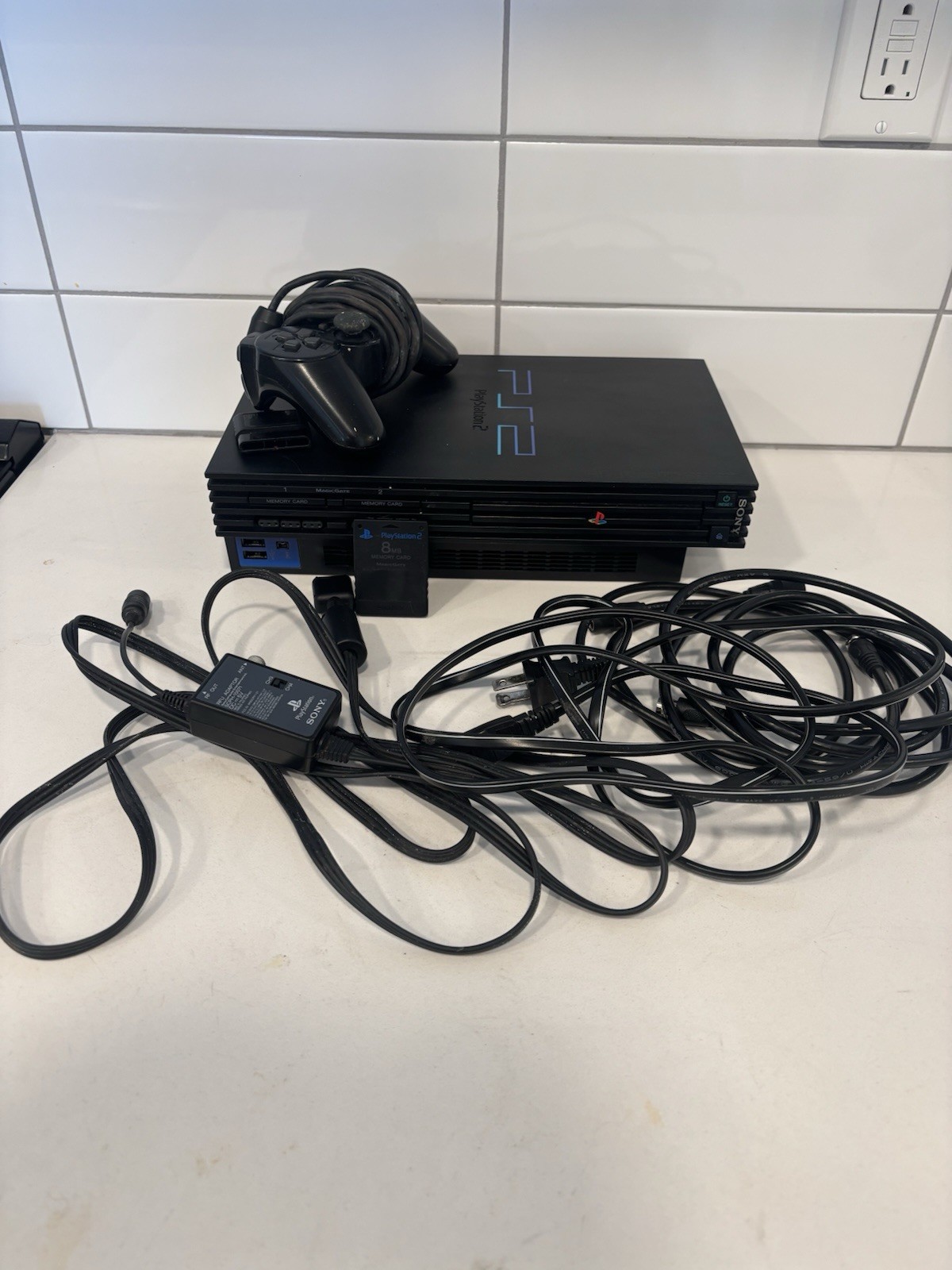 PlayStation 2 Console Bundle Powers On w/ Controller & 8MB Memory Card + Game