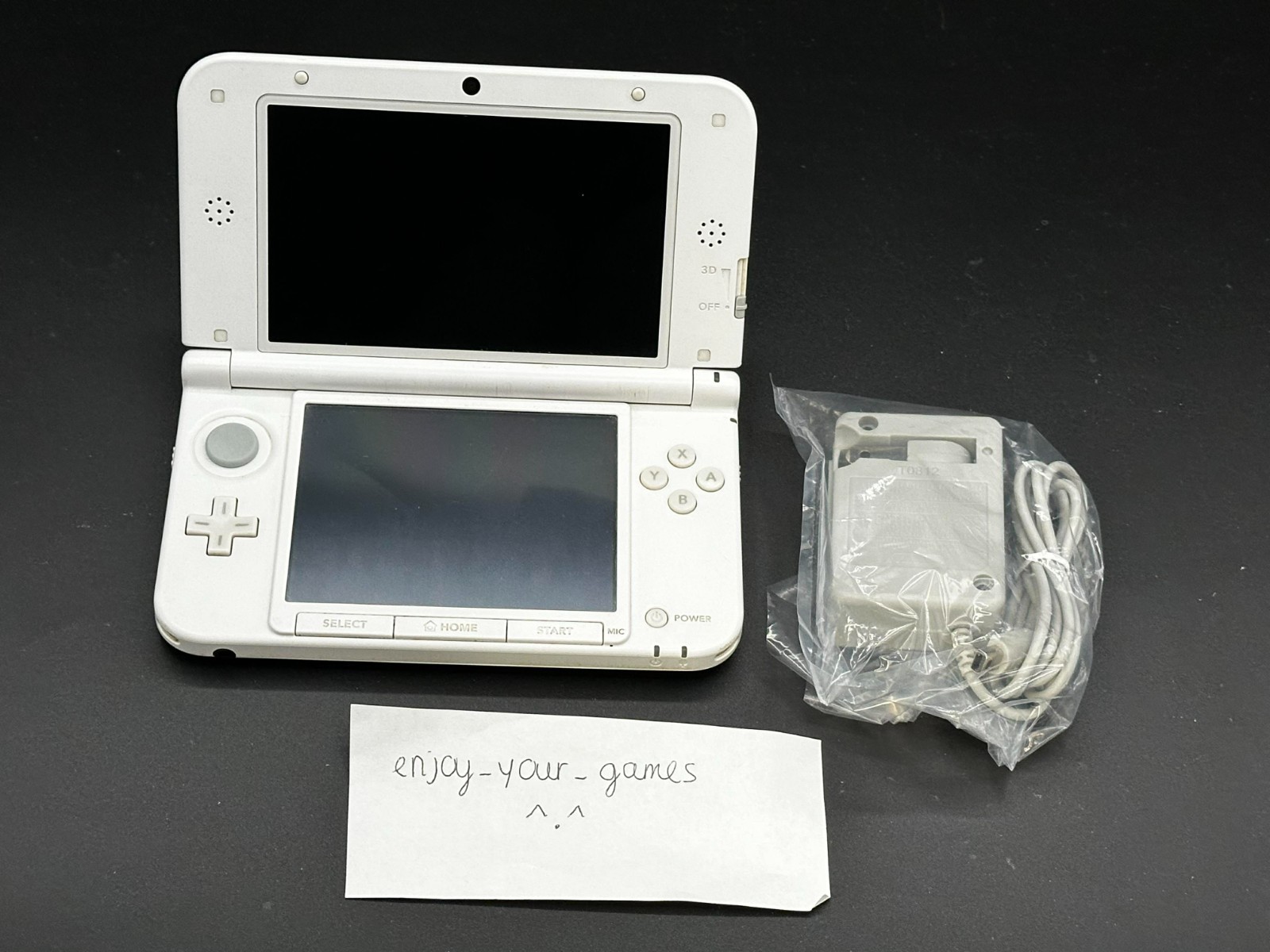 Nintendo 3DS XL LL Mint/White | English | Charger | US Seller – SHIP IN 1-DAY