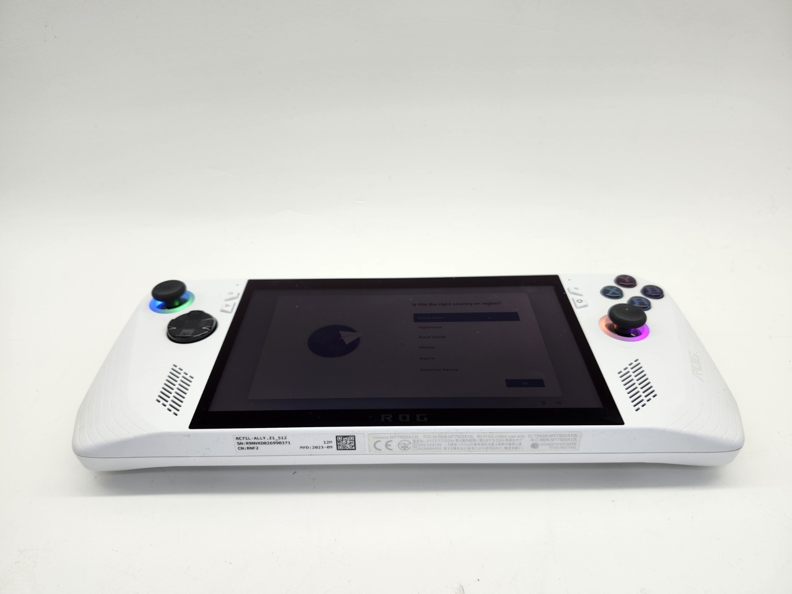 ASUS ROG Ally 512 GB Handheld System – White