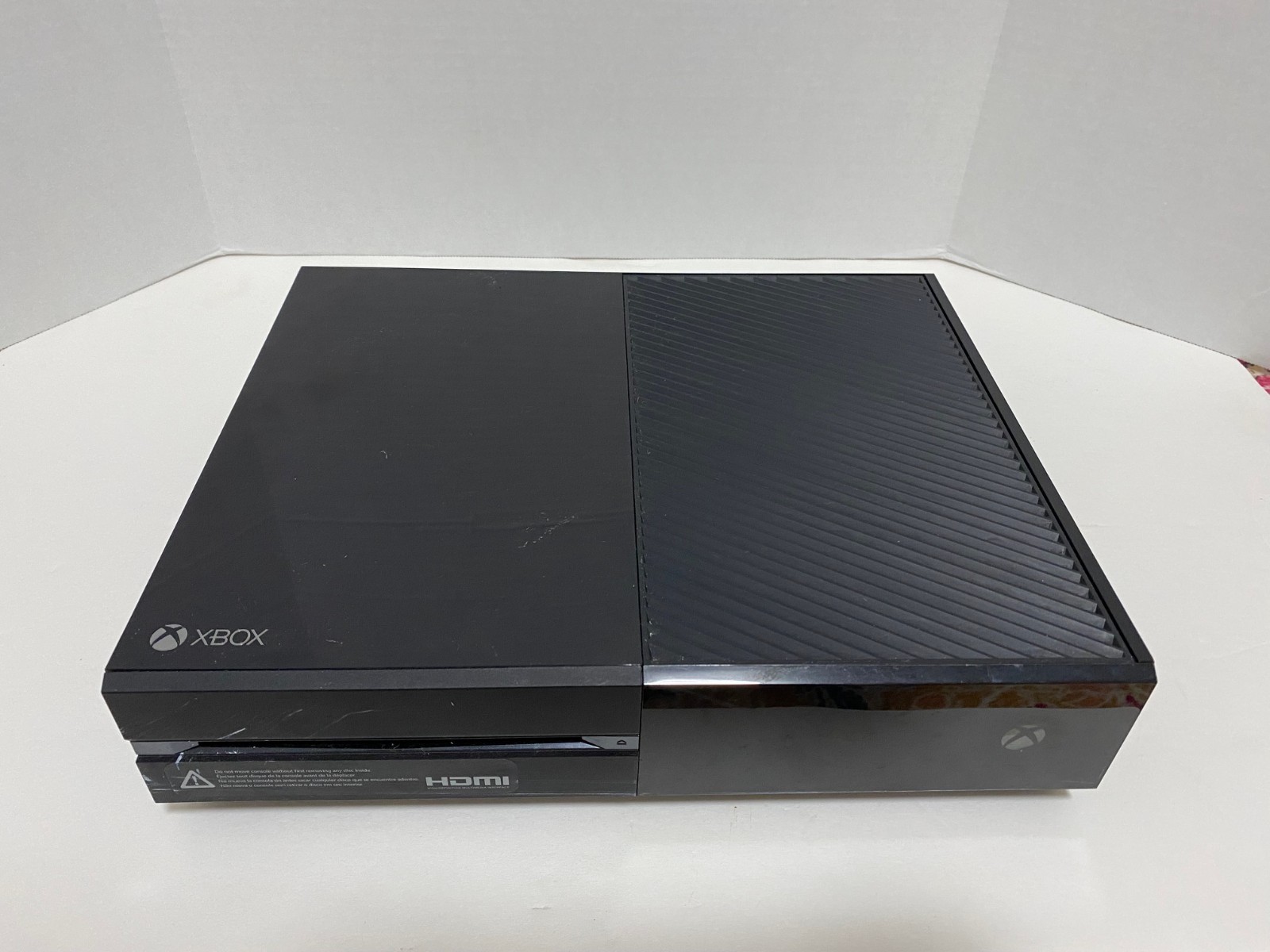 Microsoft Xbox One 1540 500GB Console – Tested/Works – No Power Cord/Controllers