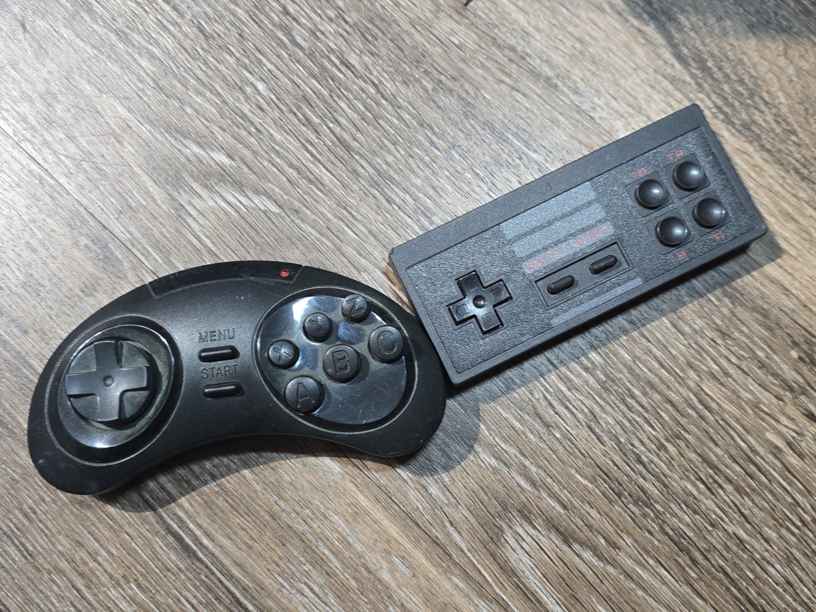 Wireless Retro Game Controller Lot Sega Genesis Nes Style Bluetooth Used