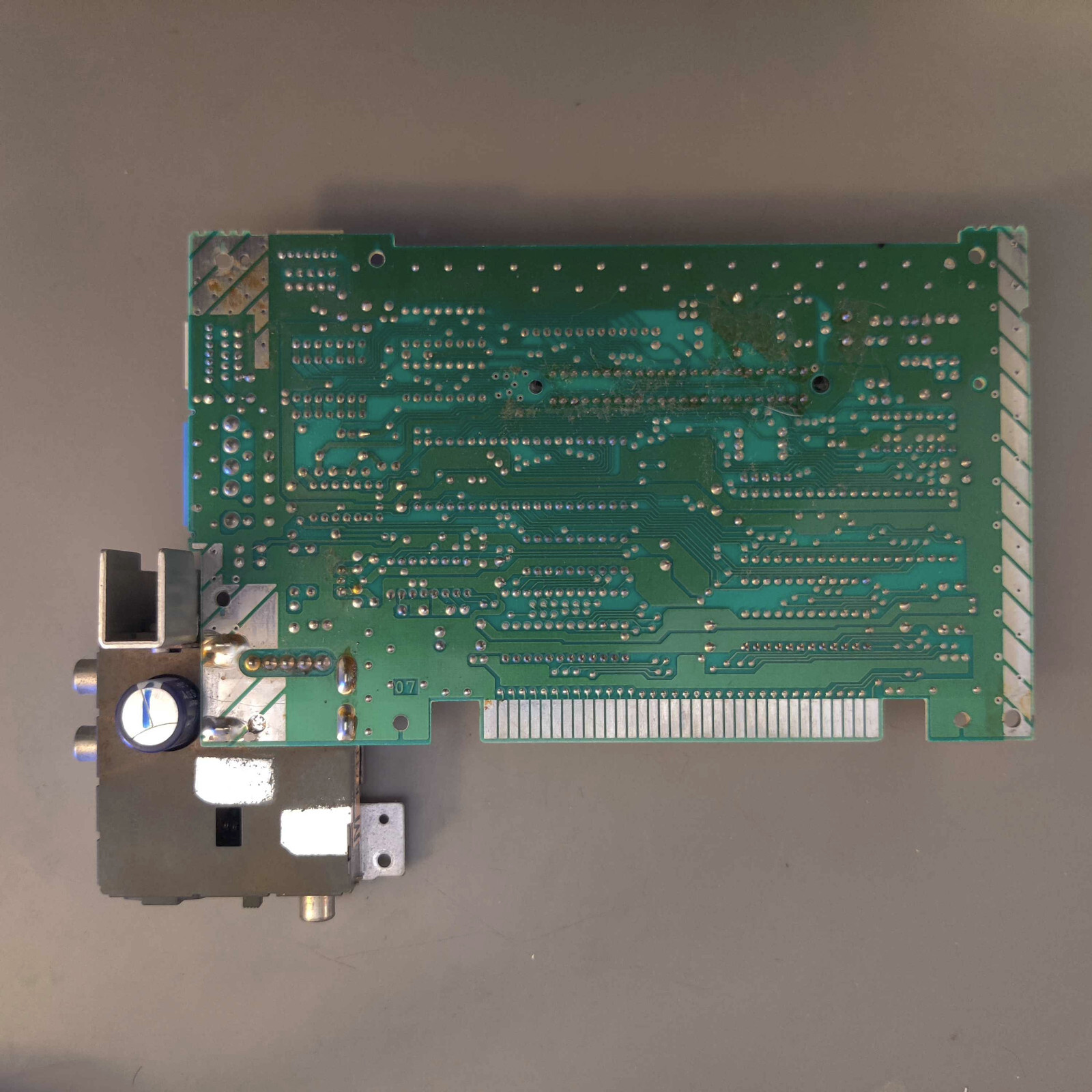 Nintendo NES Repair and Recap (Includes caps and parts)