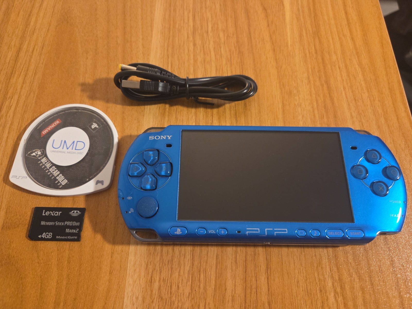 Sony PSP 3000 Vibrant Blue Handheld w/ NEW Battery & Charger