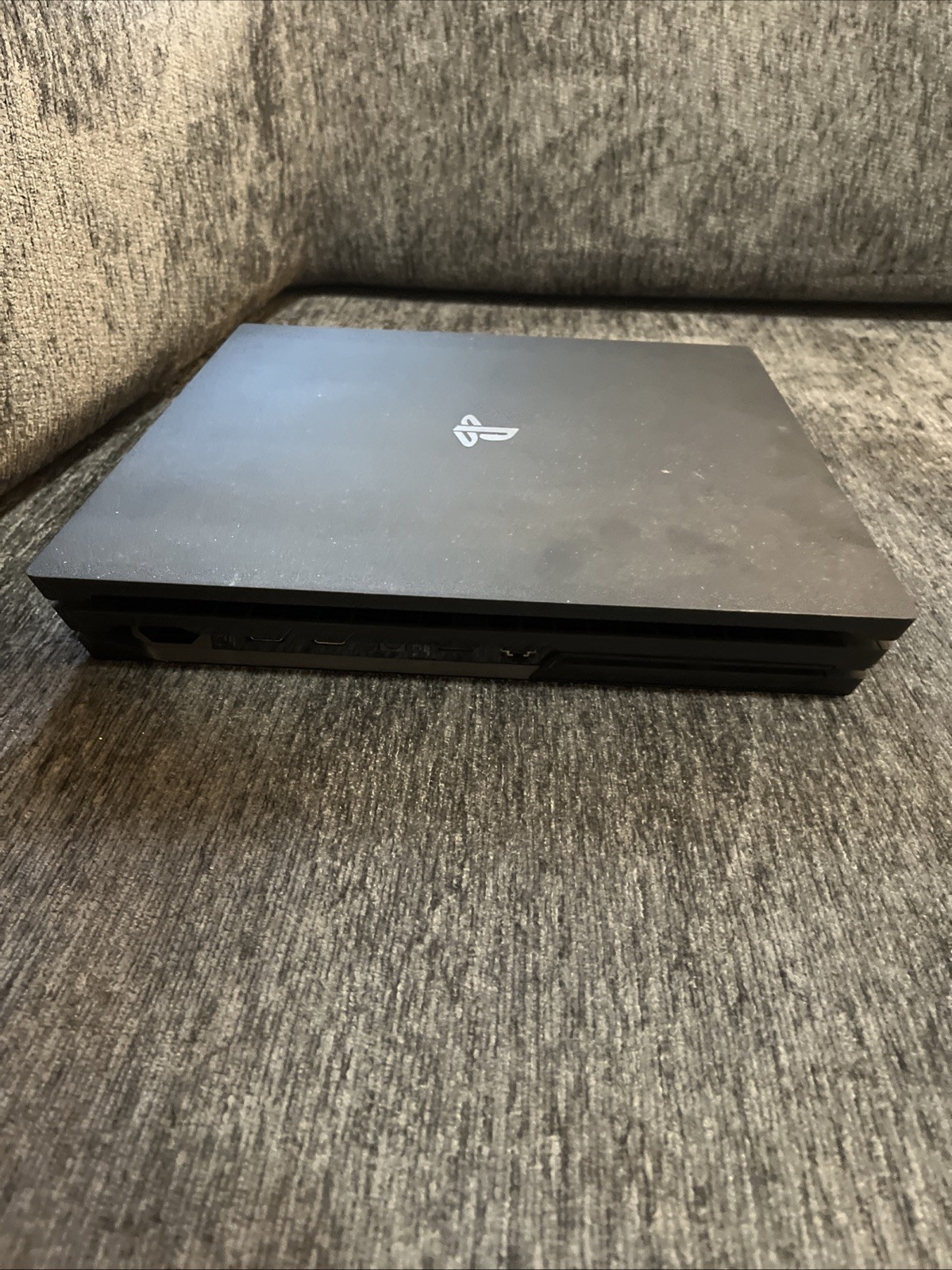 sony playstation 4 Cuh 7015b 1 Tb Game Bundle