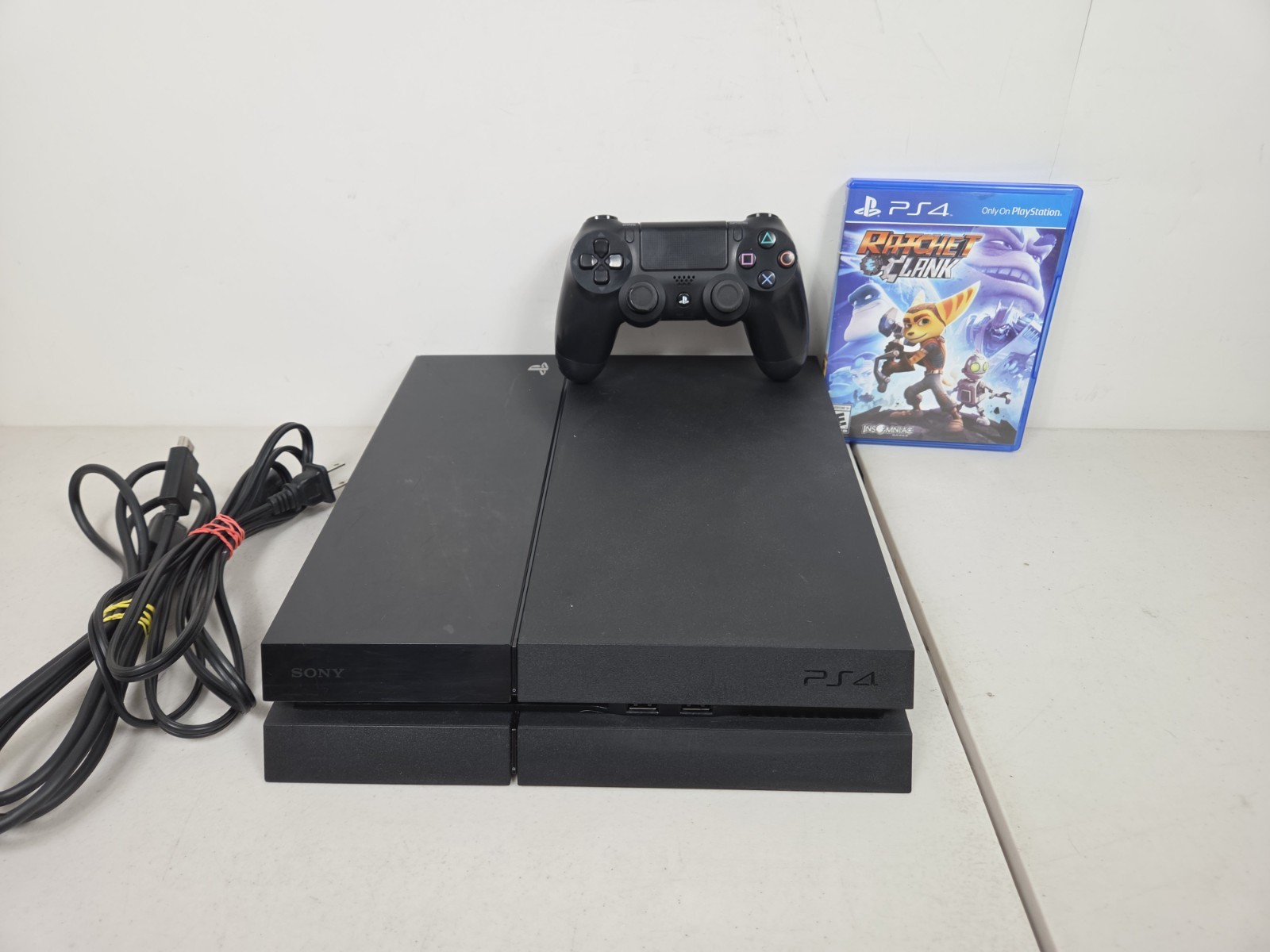 Sony Playstation 4 500GB Black Console PS4 W/ Controller & Cords Tested Working!