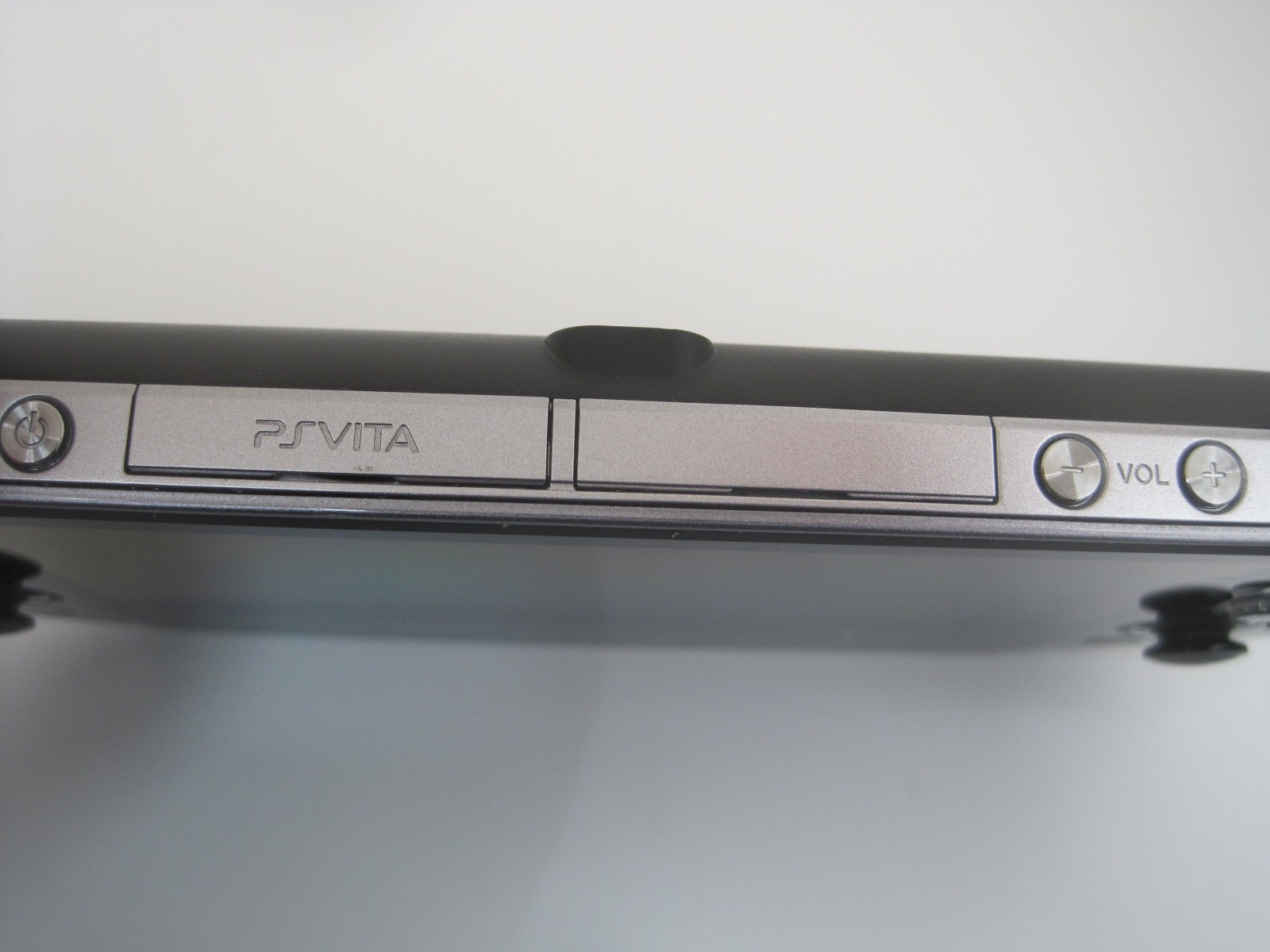 Sony PS Vita PCH-1000 Black OLED Console Tested with 8GB Memory Card & Charger