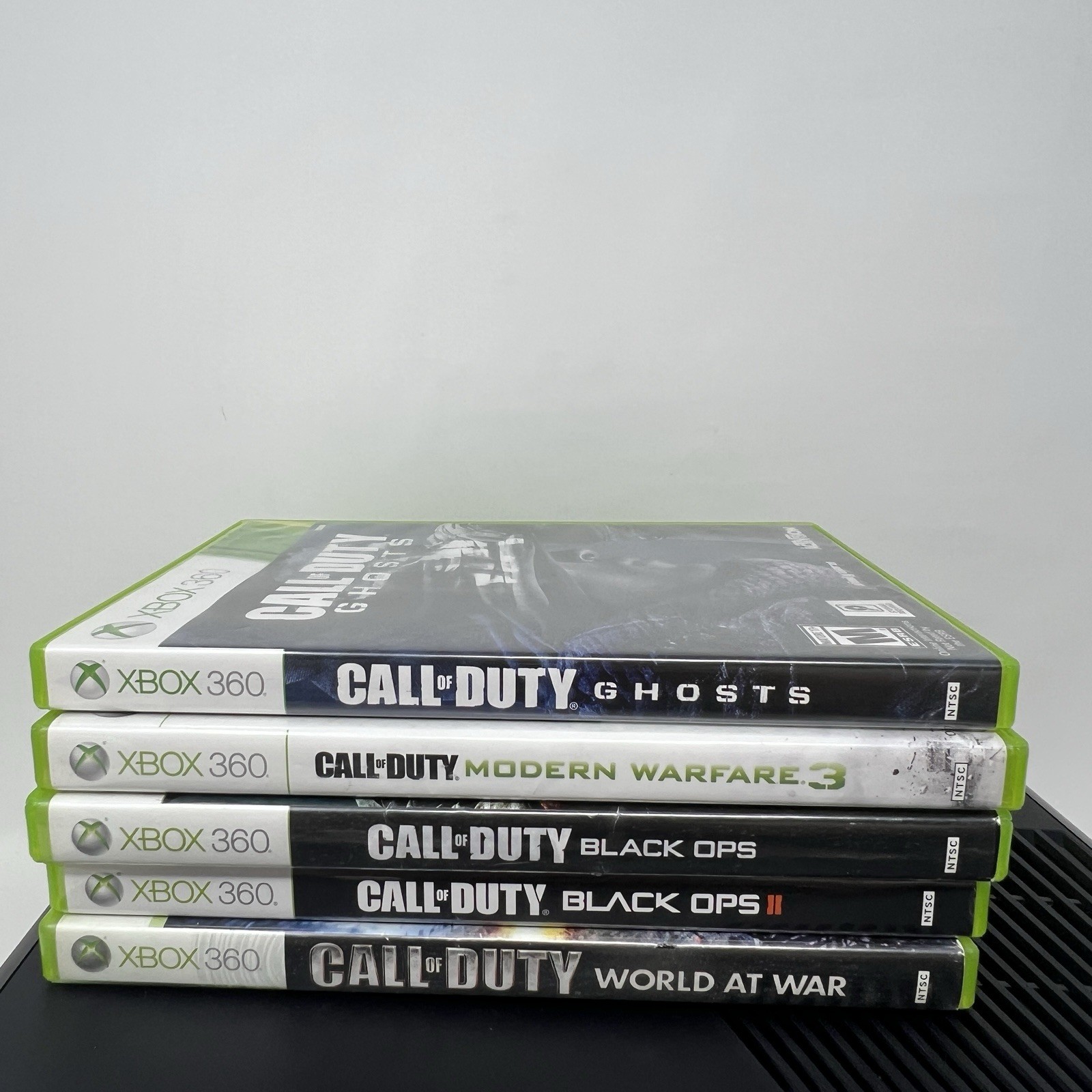 Microsoft Xbox 360 S 4GB Console Black With Call Of Duty Games Controller Cords