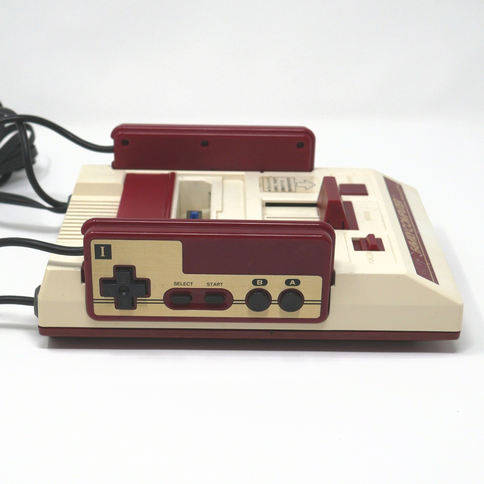 Famicom Console – Item Only – US Seller – Good Cond – Tested & Working – Famicom