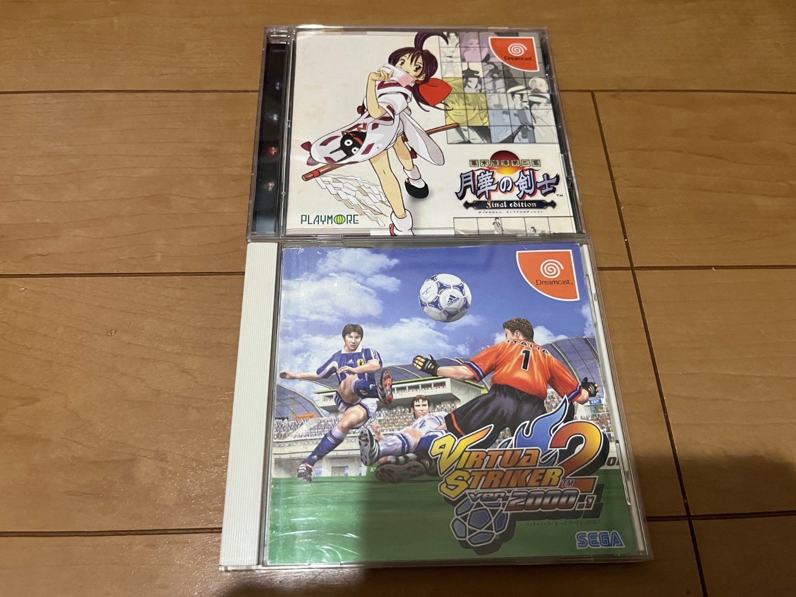 SEGA DreamCast Console (HKT-3000) & Controller with 2 game and BOX,Manual 0420