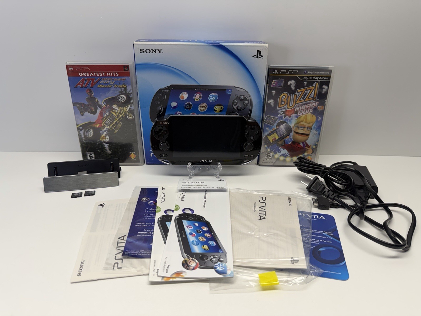 PlayStation PS Vita OLED PCH-1001 Bundle, Cradle Games Memory Card PCH-ZCL1