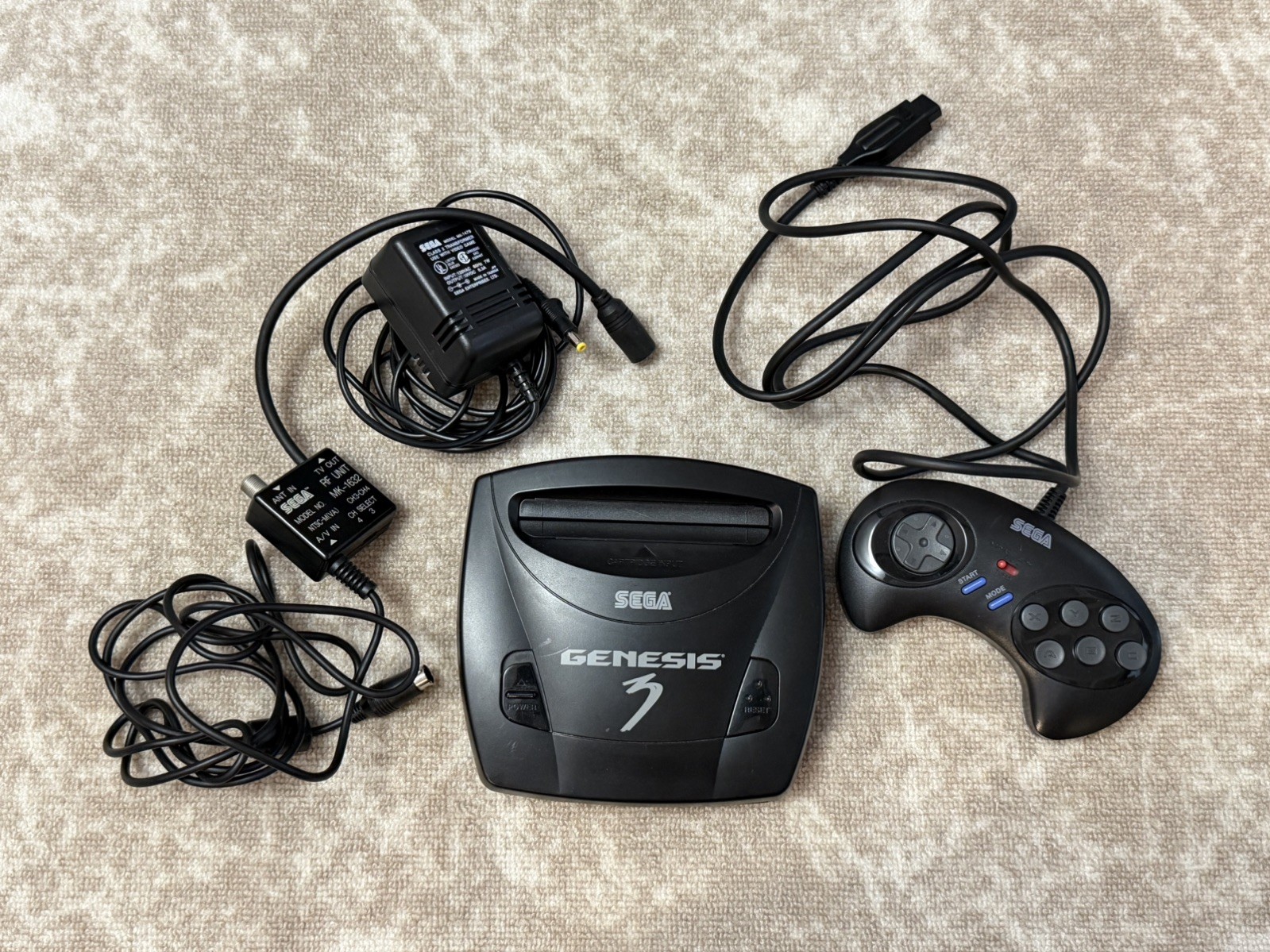 Sega Genesis III Model 3 Console Core System – Tested, come in box! No manual.
