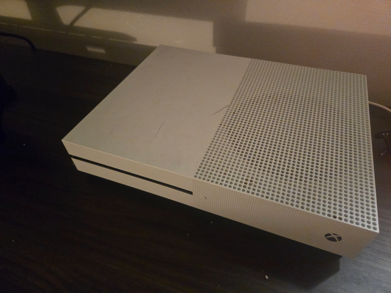 White Xbox One S with HDMI Cord, Power Cable, and brand new White Controller