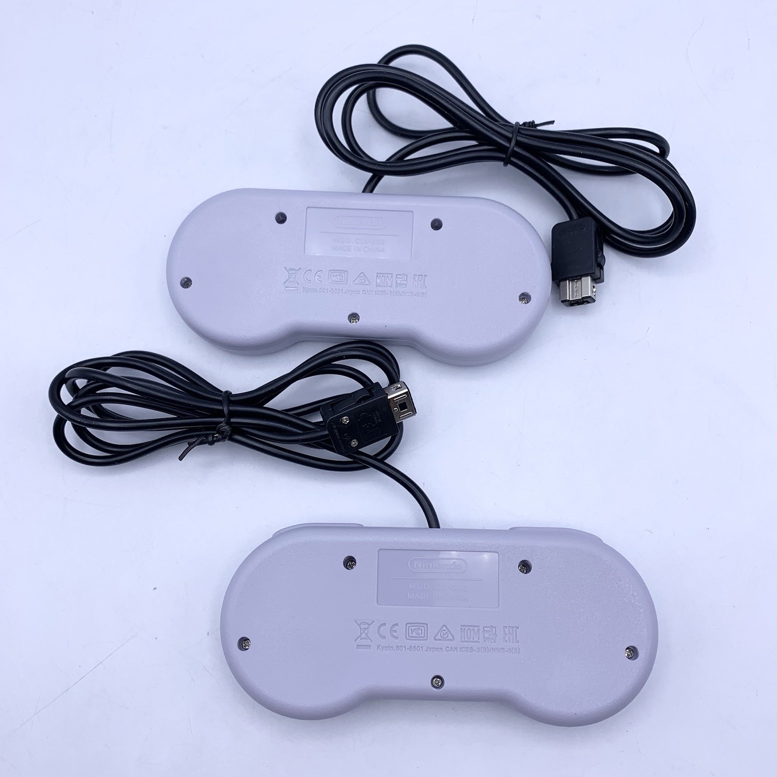 Super Nintendo SNES Mini Classic Console CLV-201 W/ 2 Controllers Cords TESTED