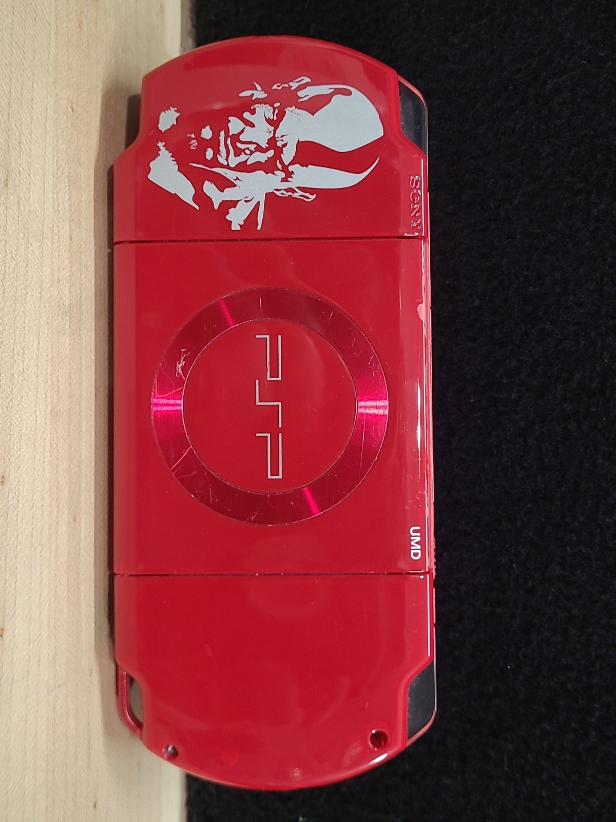 Sony PlayStation Portable PSP-2001 God of War Edition Red Console W/Game New Bat