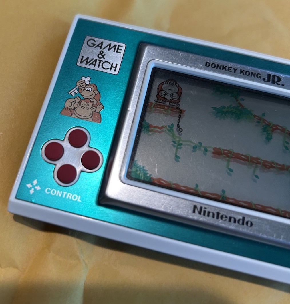TESTED WORKING 1983 Nintendo Game & Watch Donkey Kong Jr Handheld Vintage