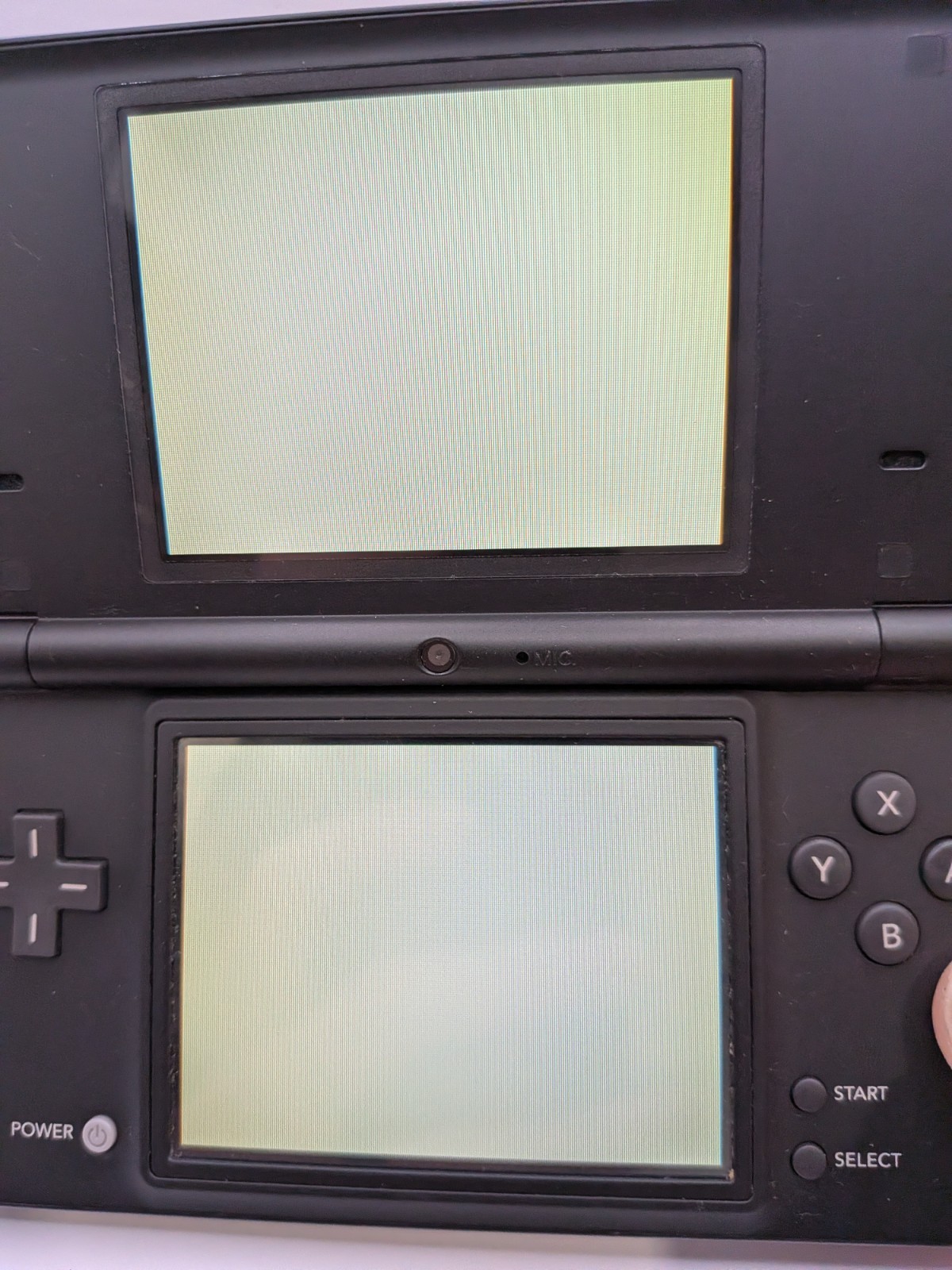 Nintendo DSi – Black – Tested & Works – Yellow Screens