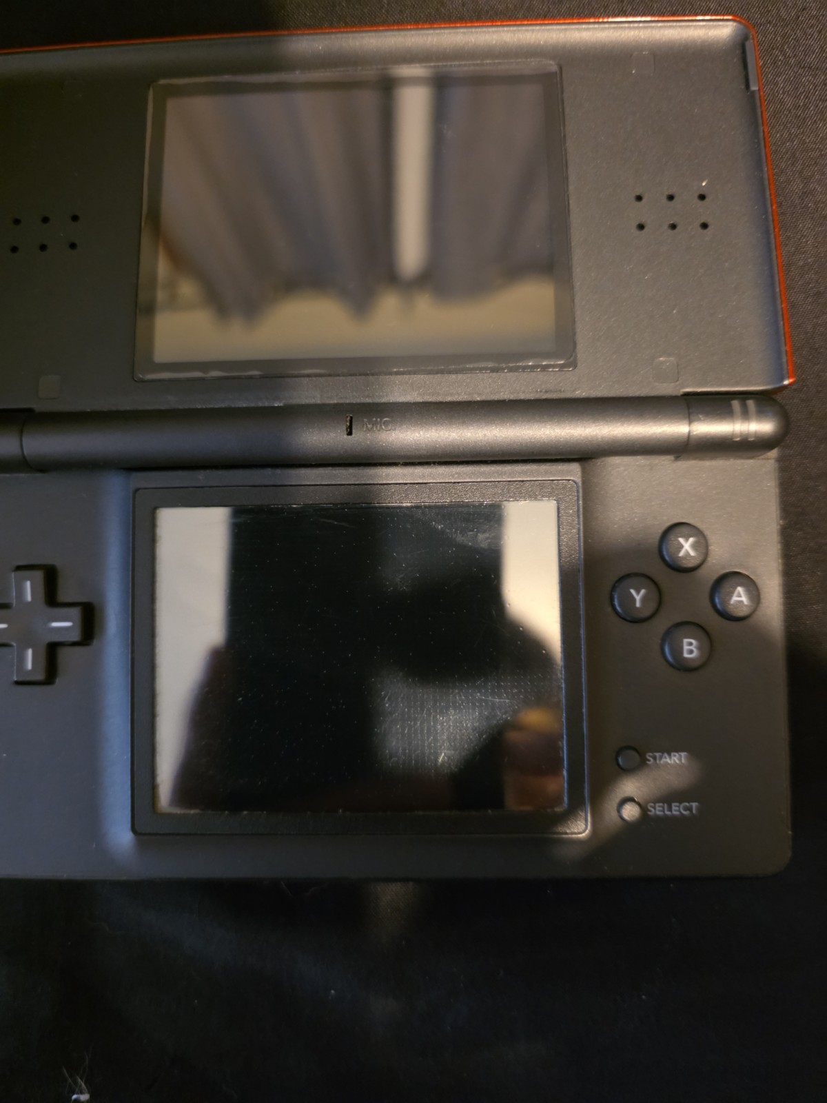Nintendo DS Lite Crimson Handheld System – Red/Black