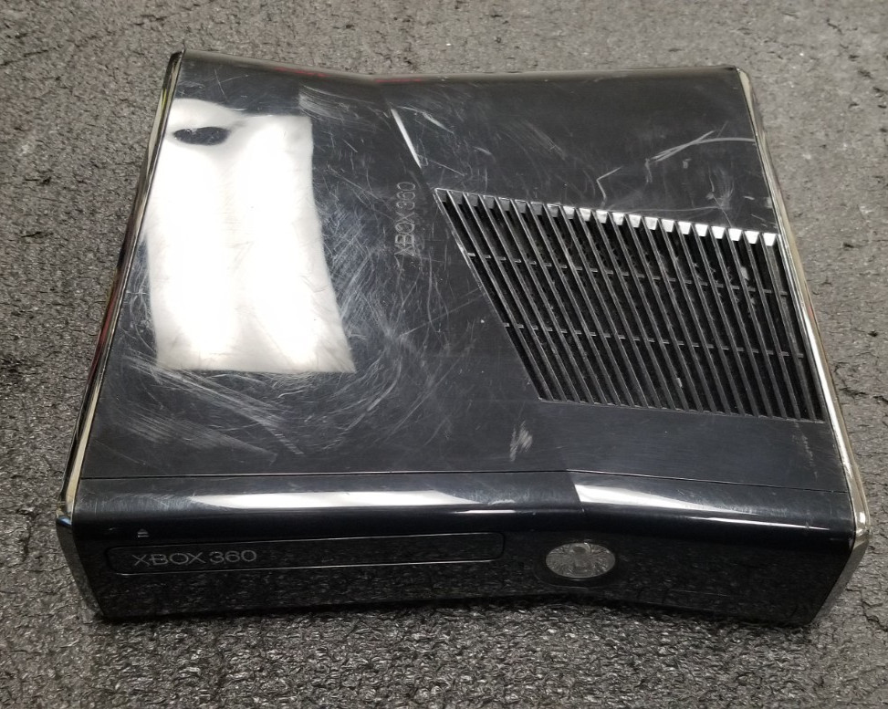 Microsoft Xbox 360 S Console : 1439 : 250GB : Tested & Works