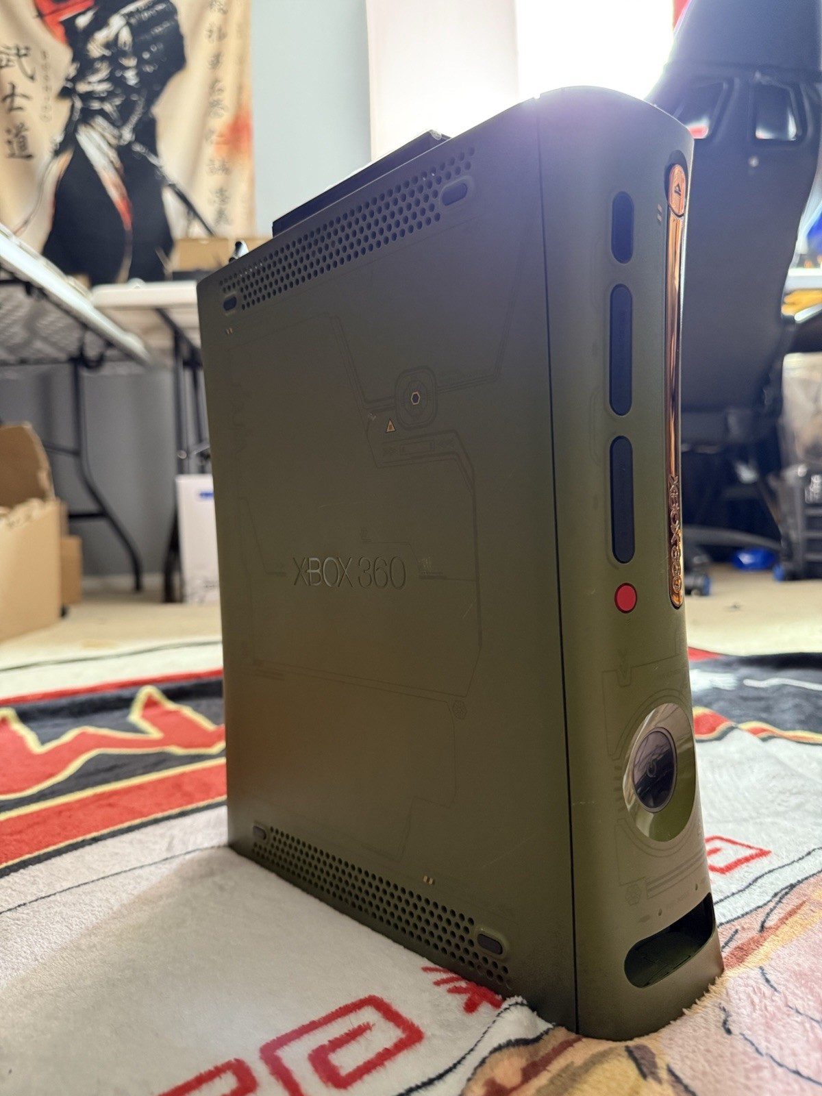 ADVANCED Halo 3 360 comes with power cords Custom LEDS – no controller