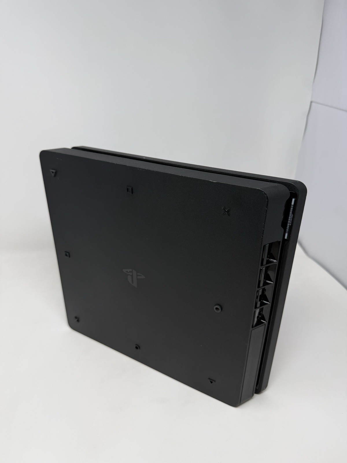 Sony PlayStation 4 Slim 500GB Console Bundle NEW THERMAL PASTE (Firmware 10.50)