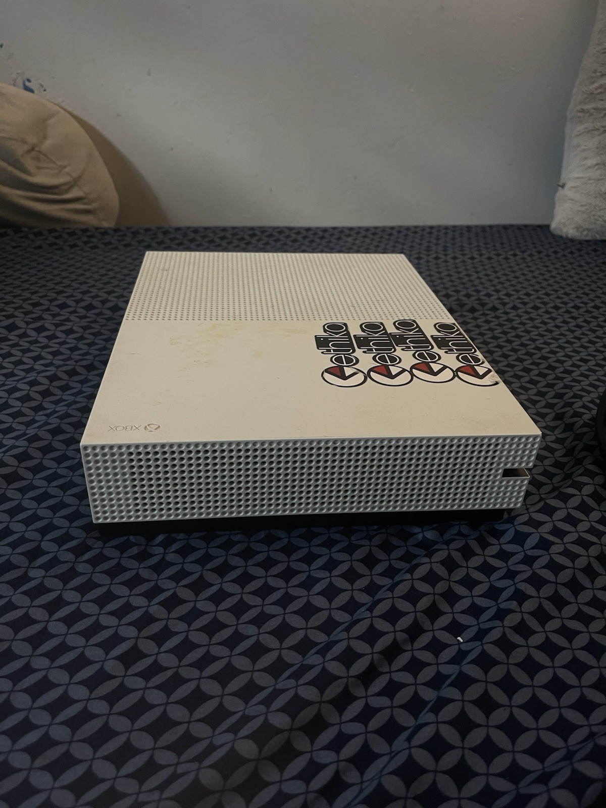 Microsoft Xbox One S White 500GB Console 4K UHD Wi‑Fi Model 1681