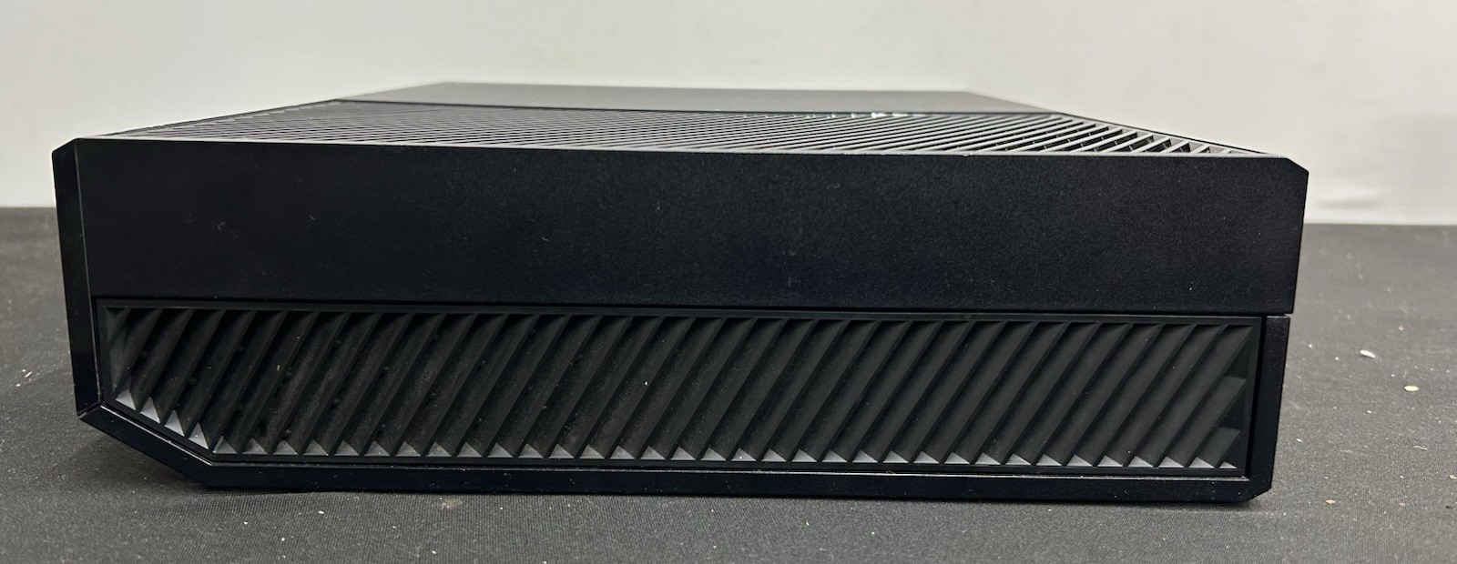 Microsoft Xbox One 1540 500GB Black Console /w Cables Tested Works Great