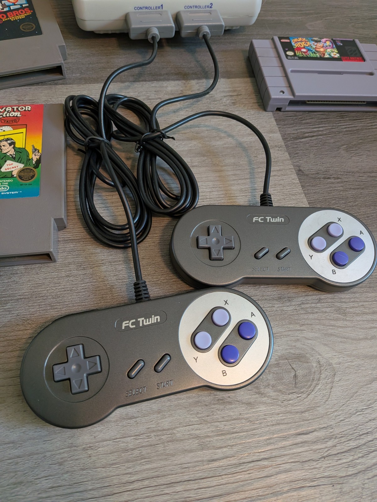 Yobo FC Twin NES SNES Console w/ Mario Tested w/ 3 Games 2 Controllers & Cables