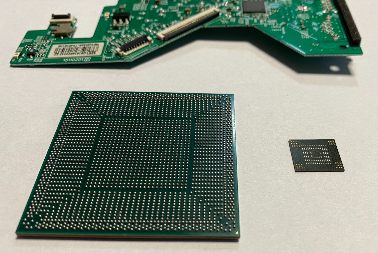 GPU XCGPU Nand logic board Microsoft XBOX ONE X M1067253-001 M1067251-001 nr2