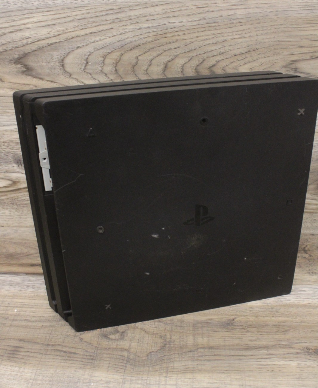 Sony PlayStation 4 (PS4) Pro CUH-7215B 1TB Console – FOR PARTS/NOT WORKING