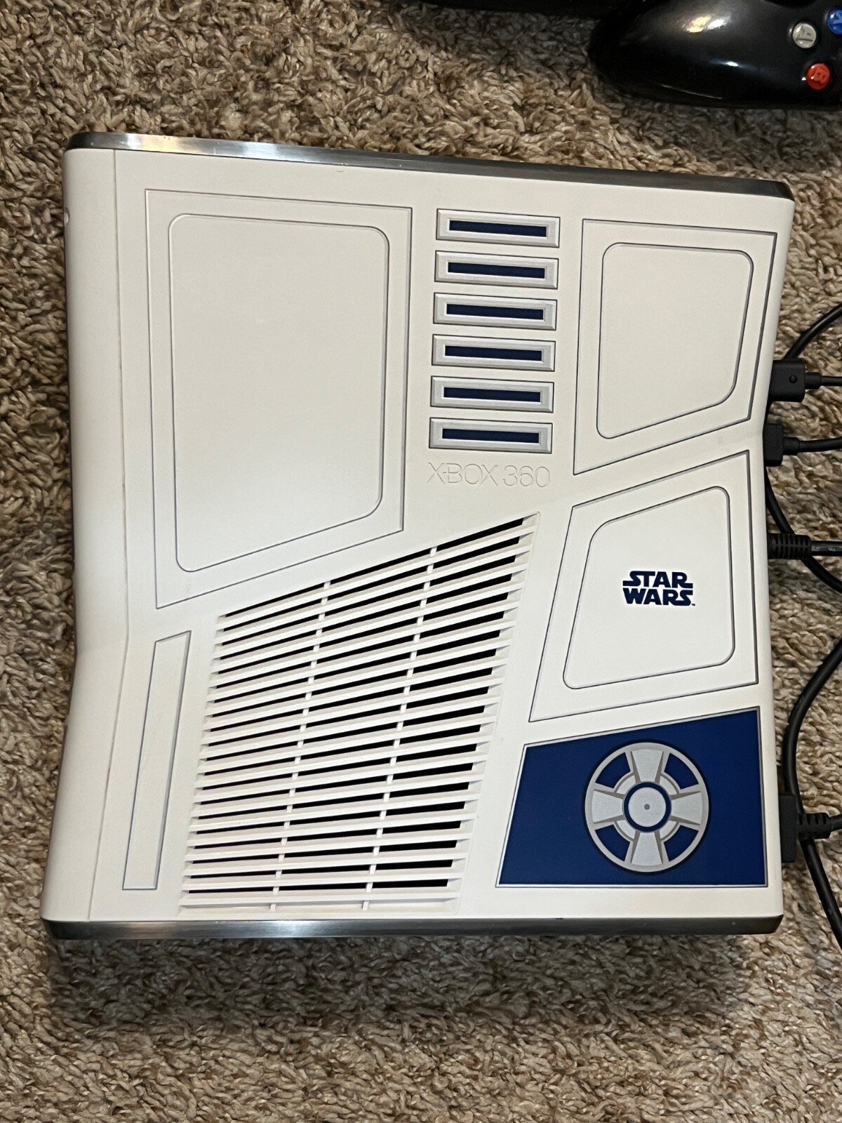 Microsoft Xbox 360 320GB Kinect Star Wars Limited Edition with 4 controllers