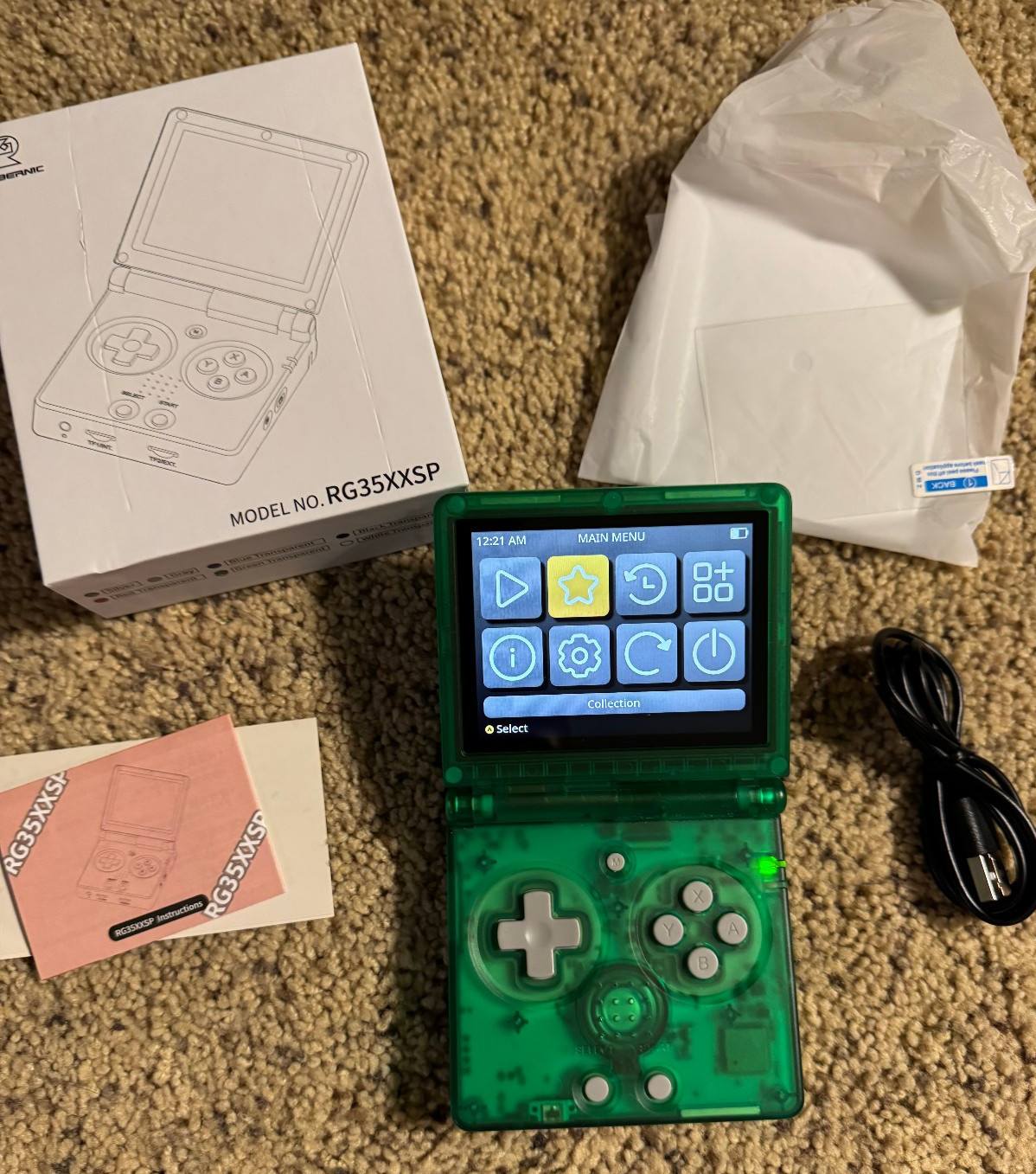 Anbernic game console RG35XXSP Flip Green, W/32GB Sandisk SD card, charger