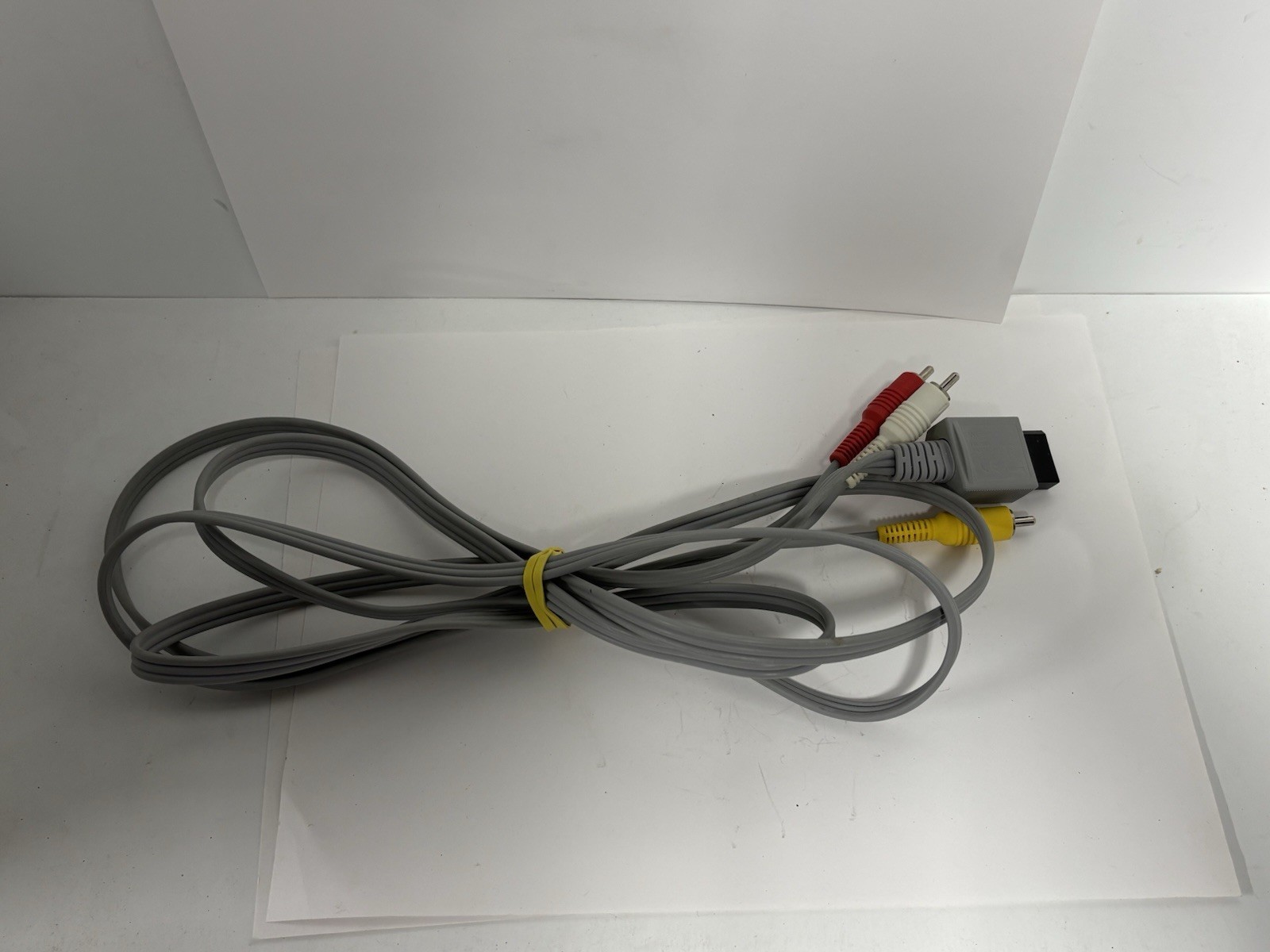 Nintendo Wii White Console – Tested & Working – RVL-001 GameCube Compatible