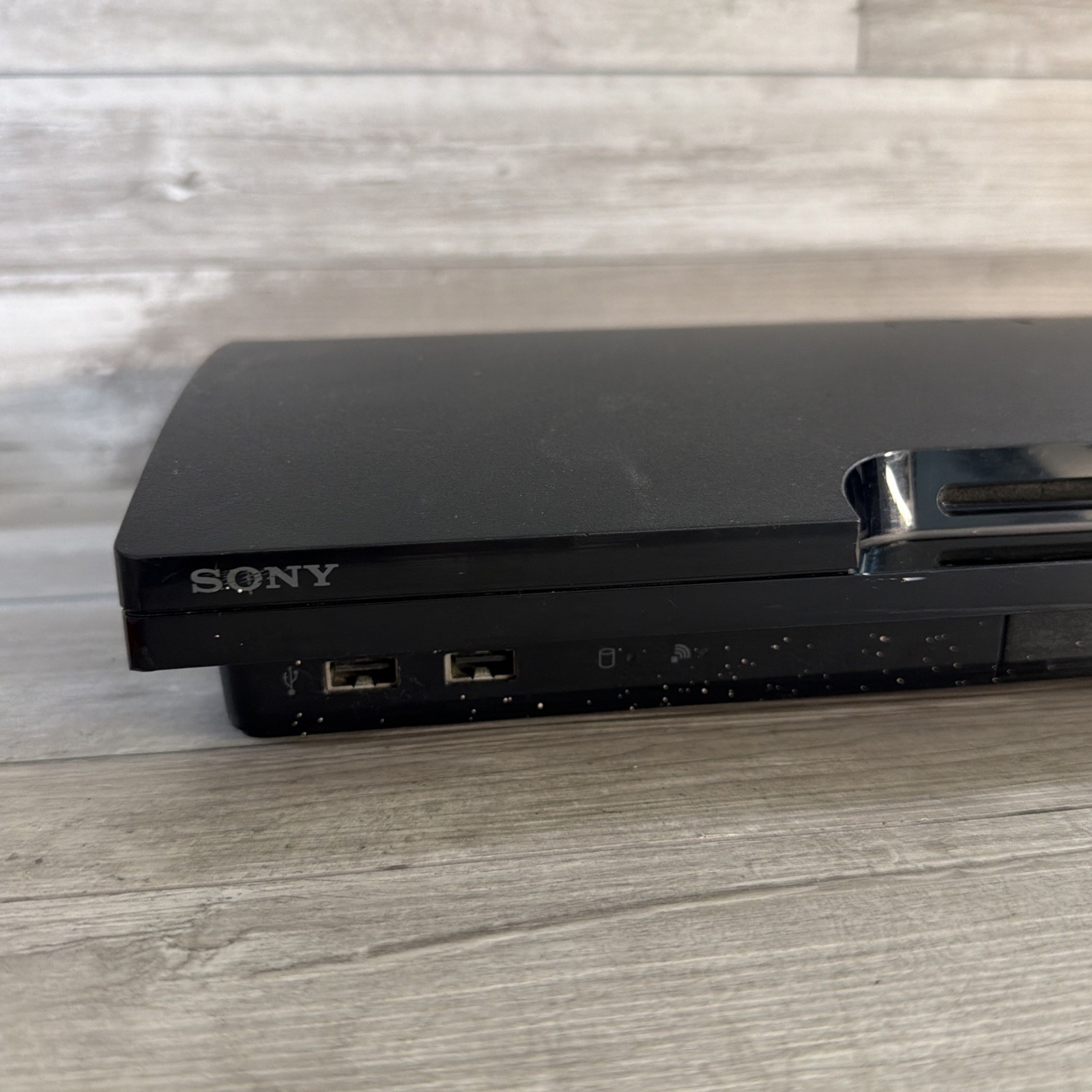 Sony PlayStation 3 PS3 160GB CECH-2501A Slim Console Only -Re-Paste & Serviced