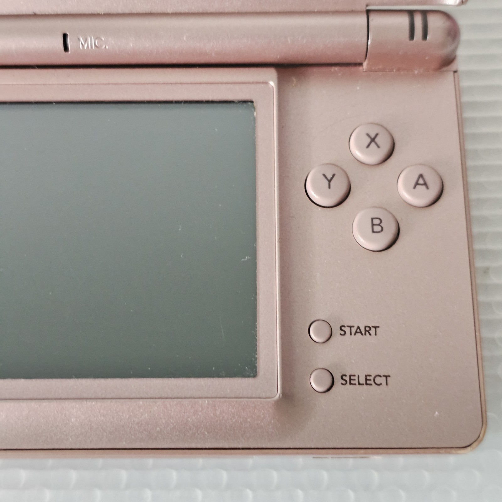 Nintendo DS Lite Metallic Rose Pink Handheld Console Model USG-001 – 2006