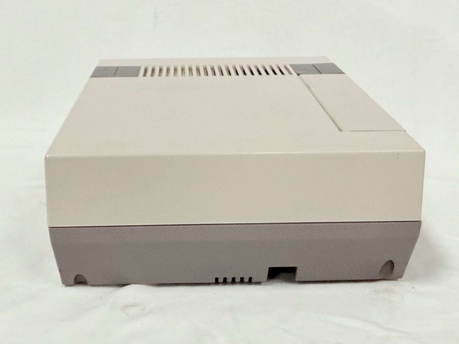 Nintendo Entertainment System NES Console – Complete OEM – Tested & Working