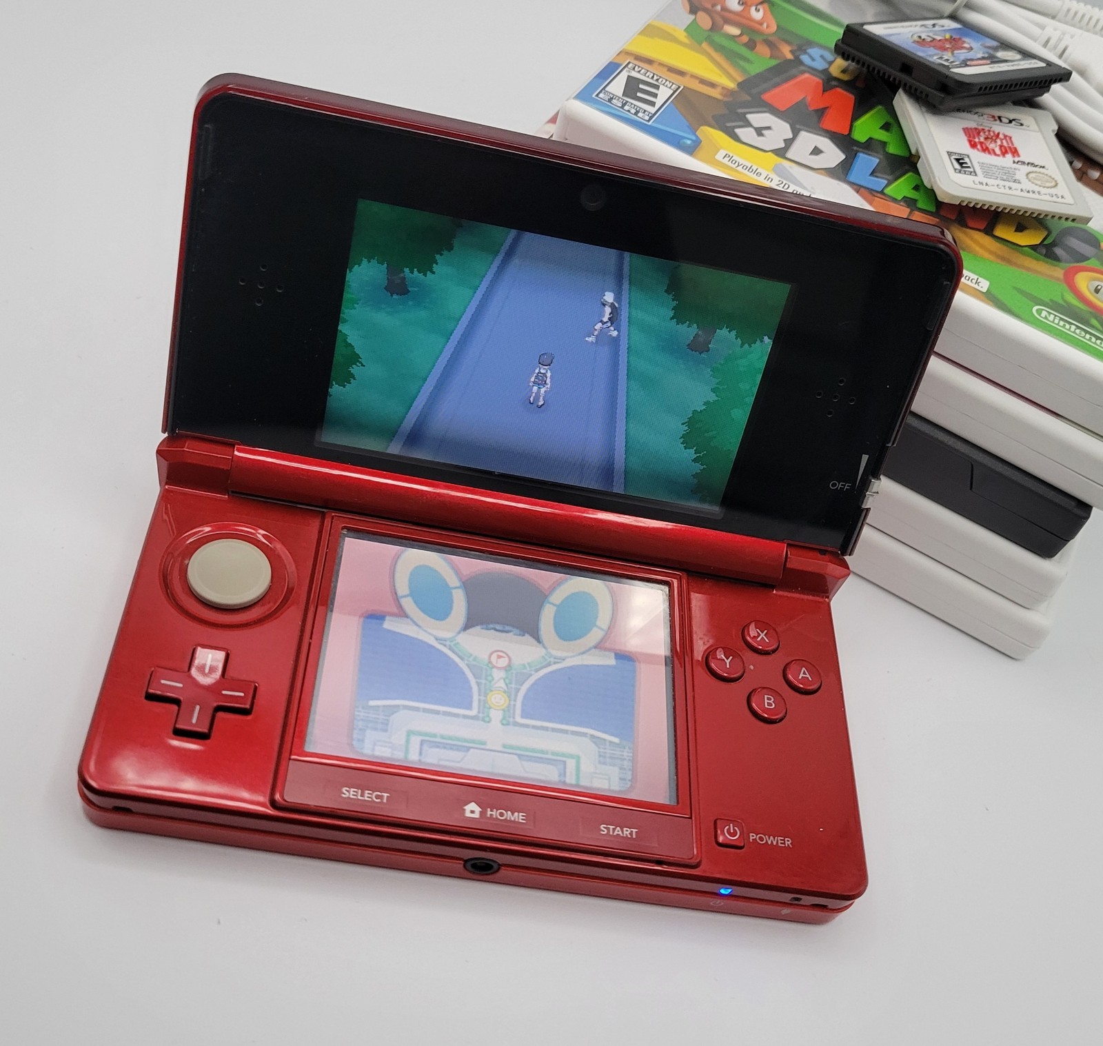 Nintendo 3DS Red Bundle with (10) Games Charger Tested Mario Pokemon Yoshi