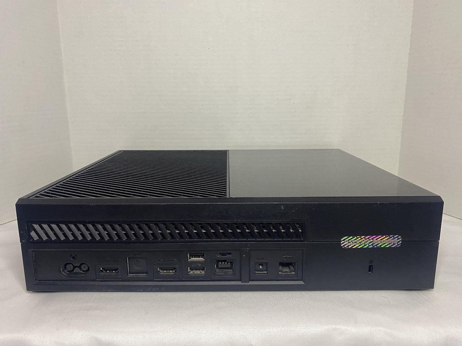 Microsoft original Xbox One console only 500GB – (1540) – Black – Tested/works