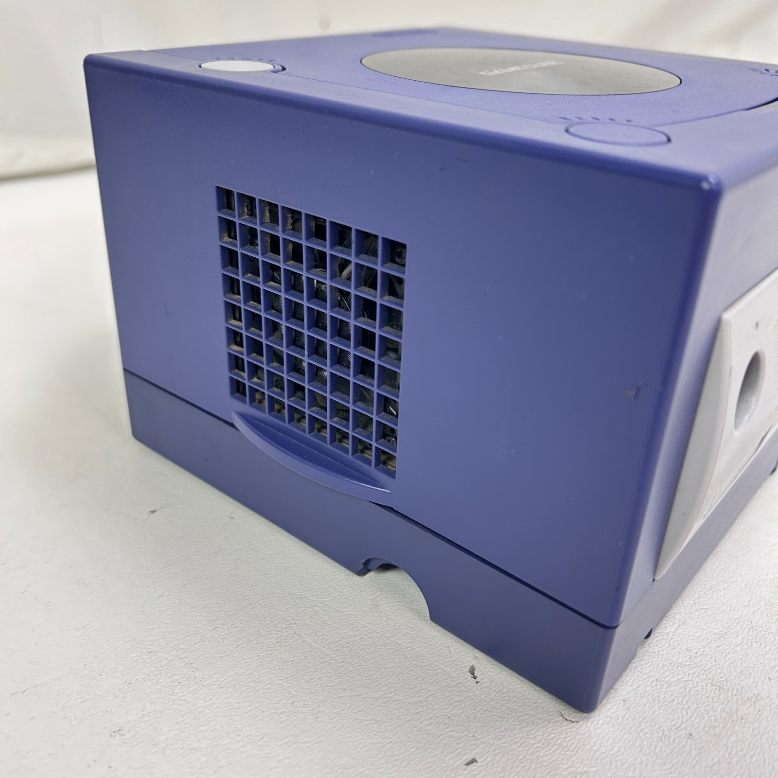 Nintendo GameCube Indigo Console w/ Two Controllers & Cables – TESTED
