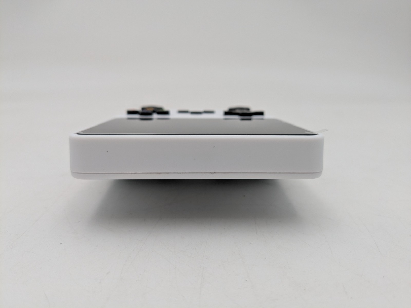 R36S Retro Handheld Gaming Console Built-In Simulator 3.5″ IPS Screen – White