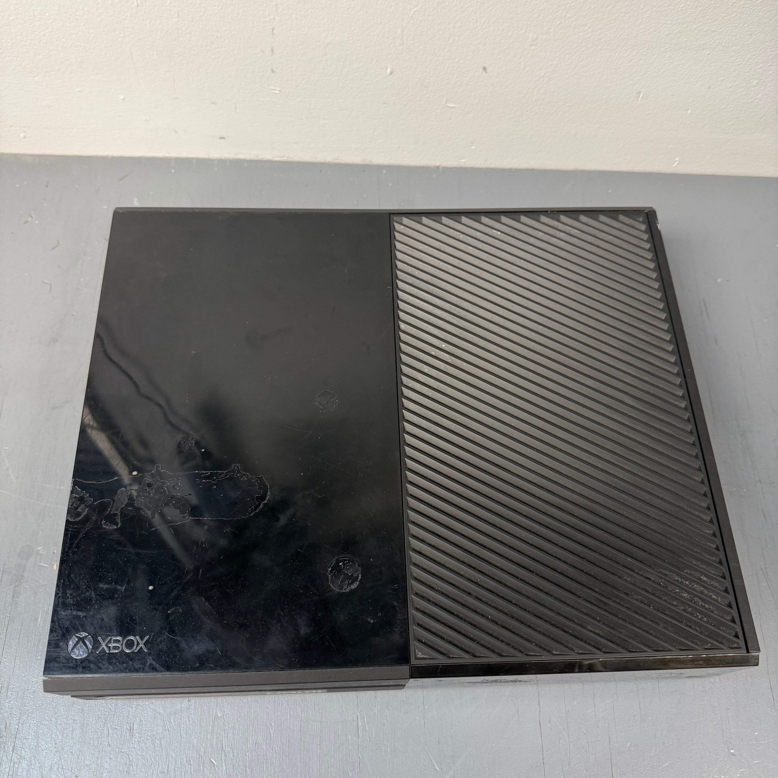 Microsoft Xbox One 500GB Console Gaming System Only Black 1540