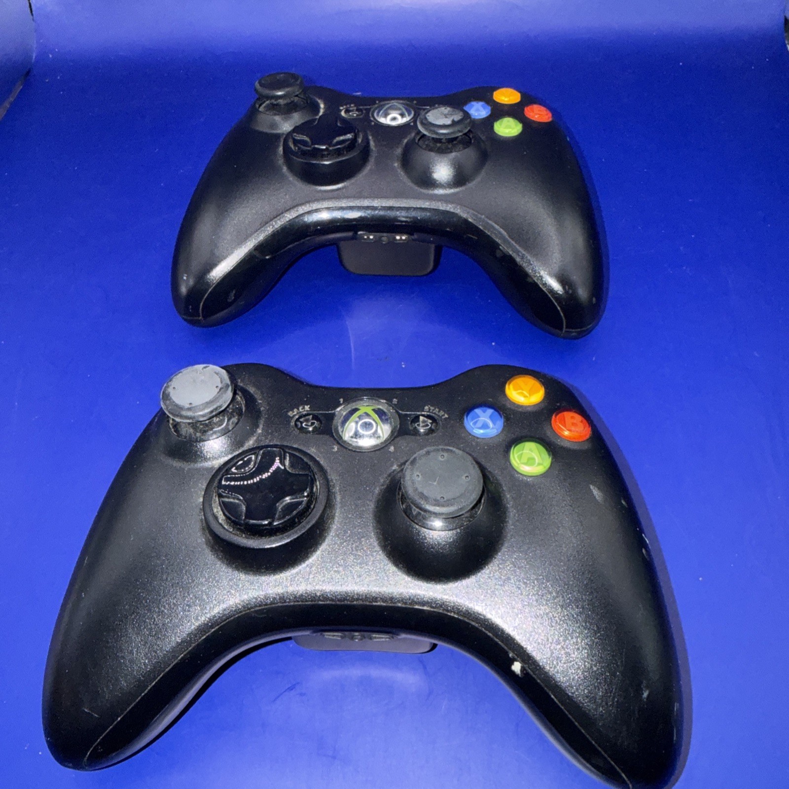 Microsoft Xbox 360 S 4GB Black Console, Open Box Complete in Box READ