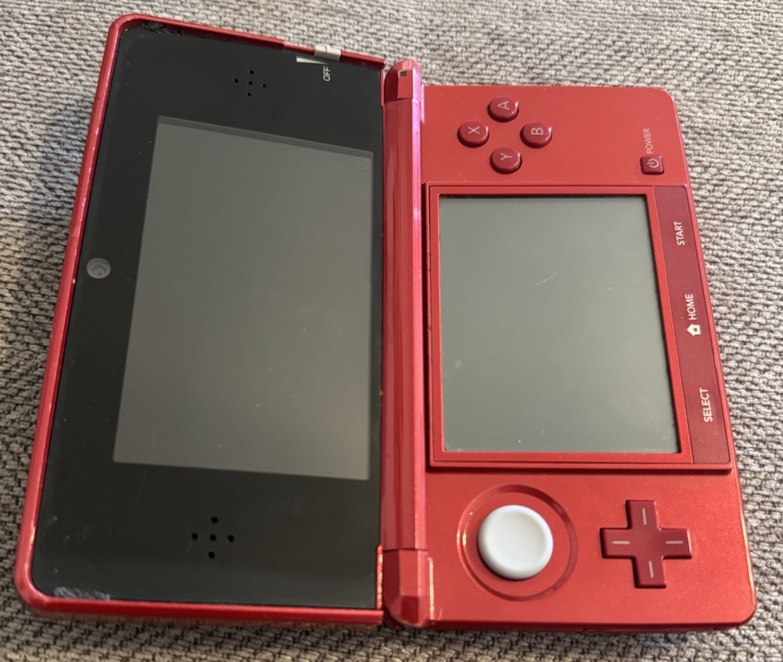 Custom 64GB Nintendo 3DS – Metallic Red / Region Free / Stylus / USBCharger/ 90+