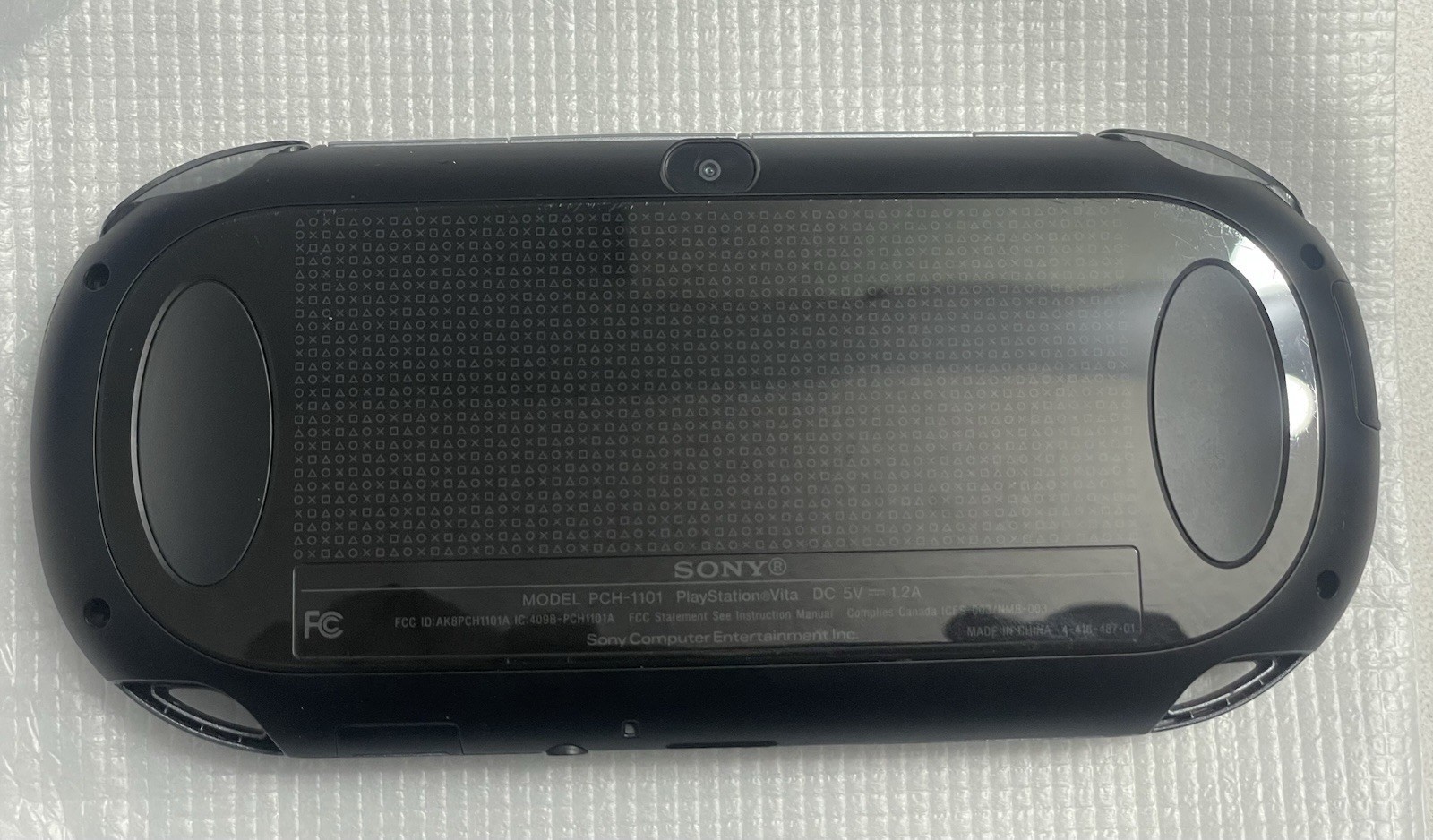 Playstation PS VITA PCH-1001 3G 100% COMPLETE. with Dock and more!