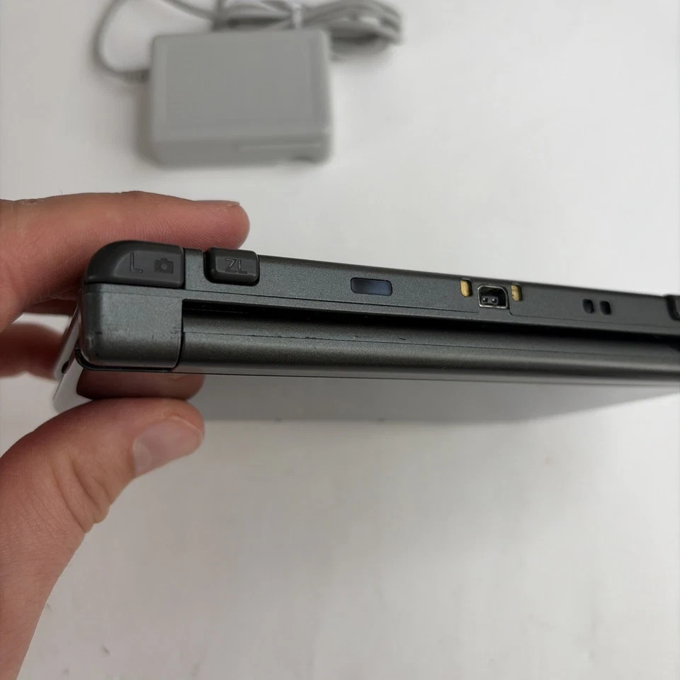 New Nintendo 3DS XL Gray Black Console W Charger Stylus US Version Top IPS