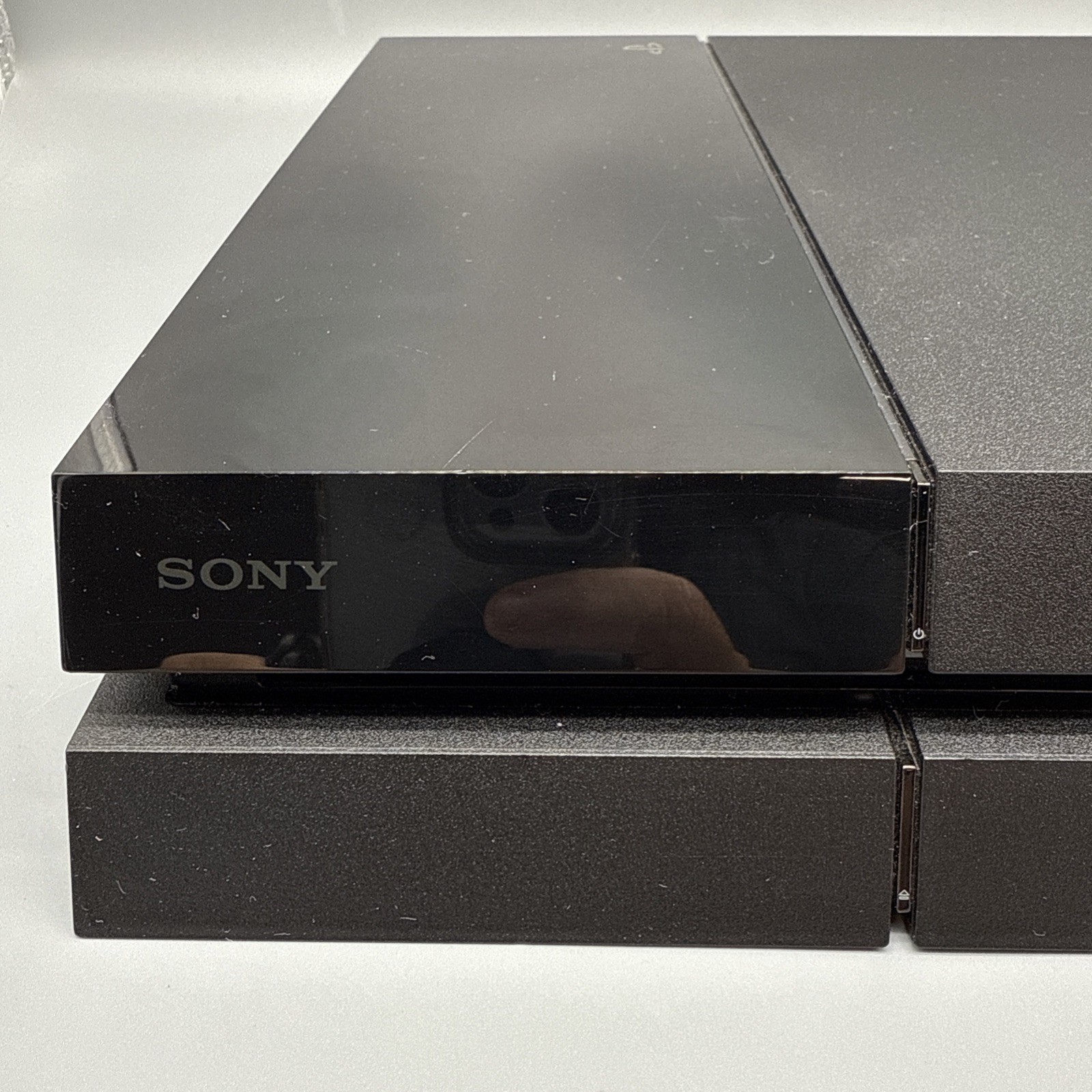 Sony PlayStation 4 PS4 CUH 1115A 500GB Console Low Firmware 5.55
