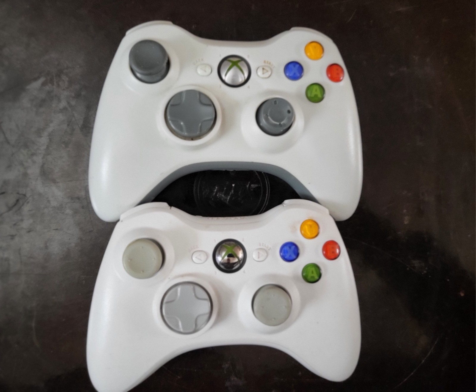 Microsoft Xbox 360 Bundle White 60GB Console W/2 Controllers & All Cords – Works