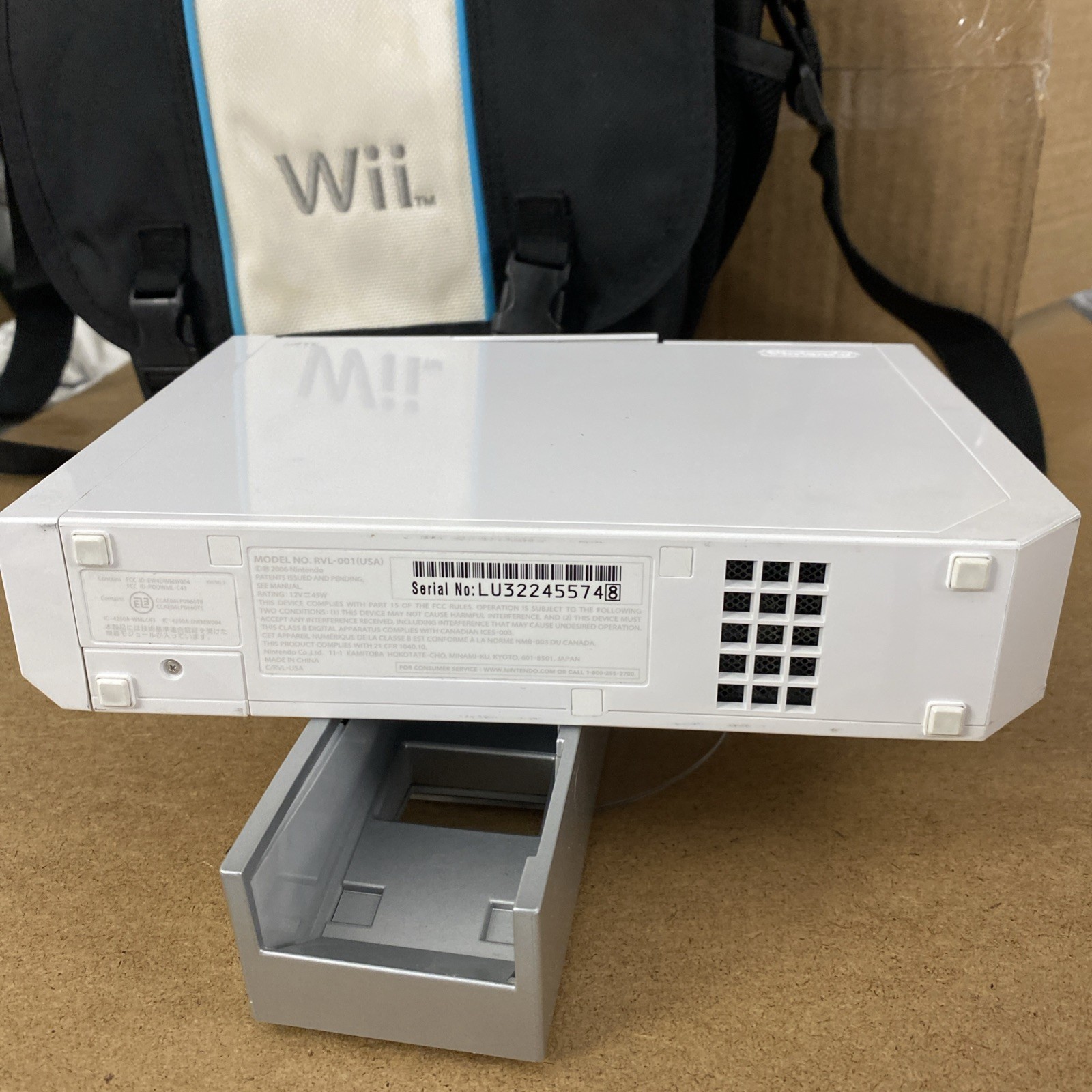 Nintendo Wii Lot Two Controllers, Carrying Case 1 Joy Stick 1 Cover,Stand Work